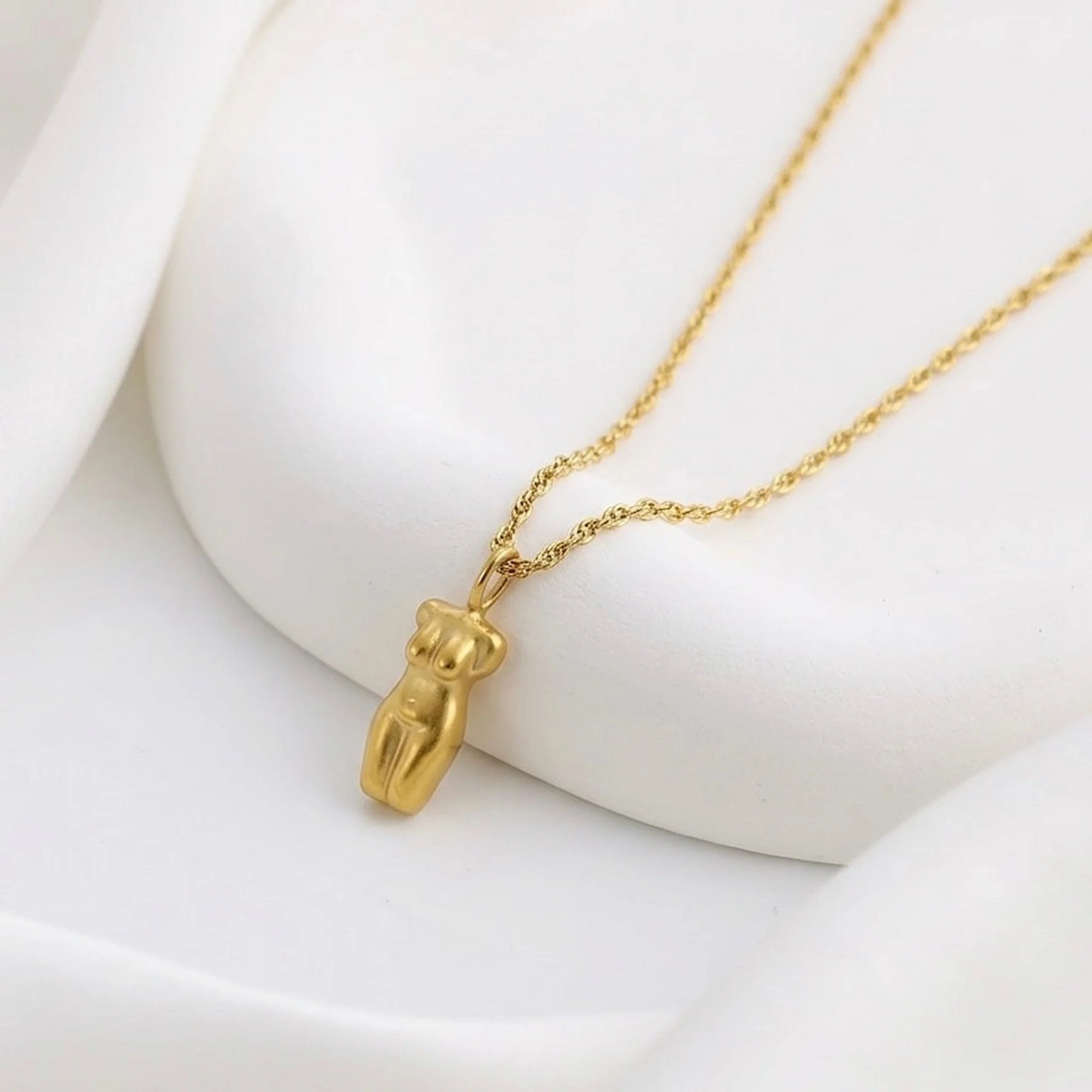 Mannequin Necklace