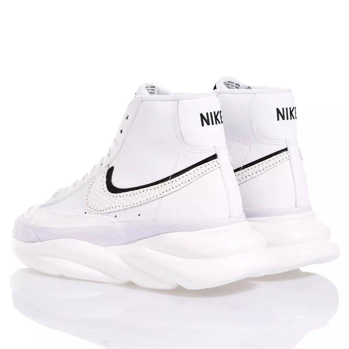 Nike Wave Black &amp; White