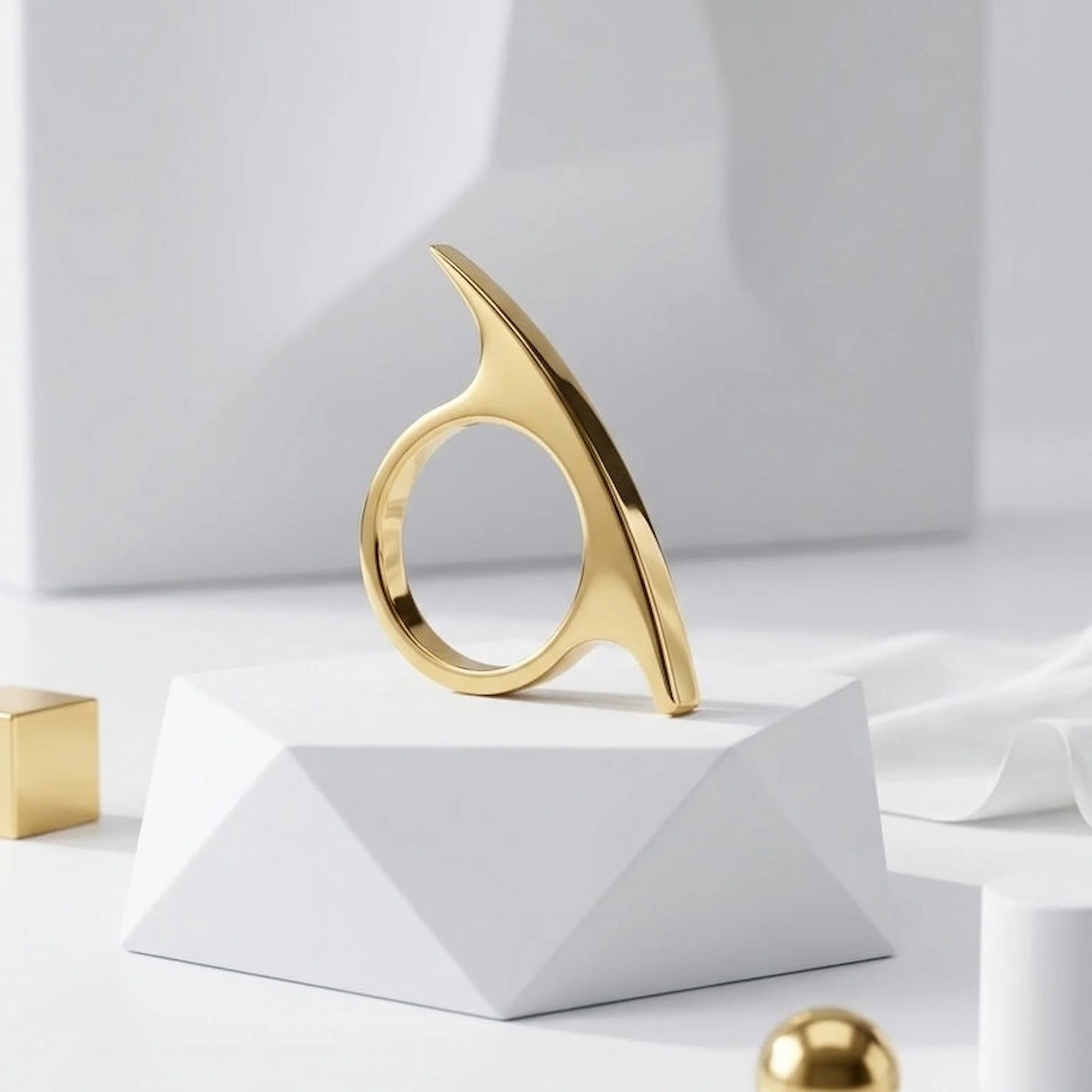 Leena Ring