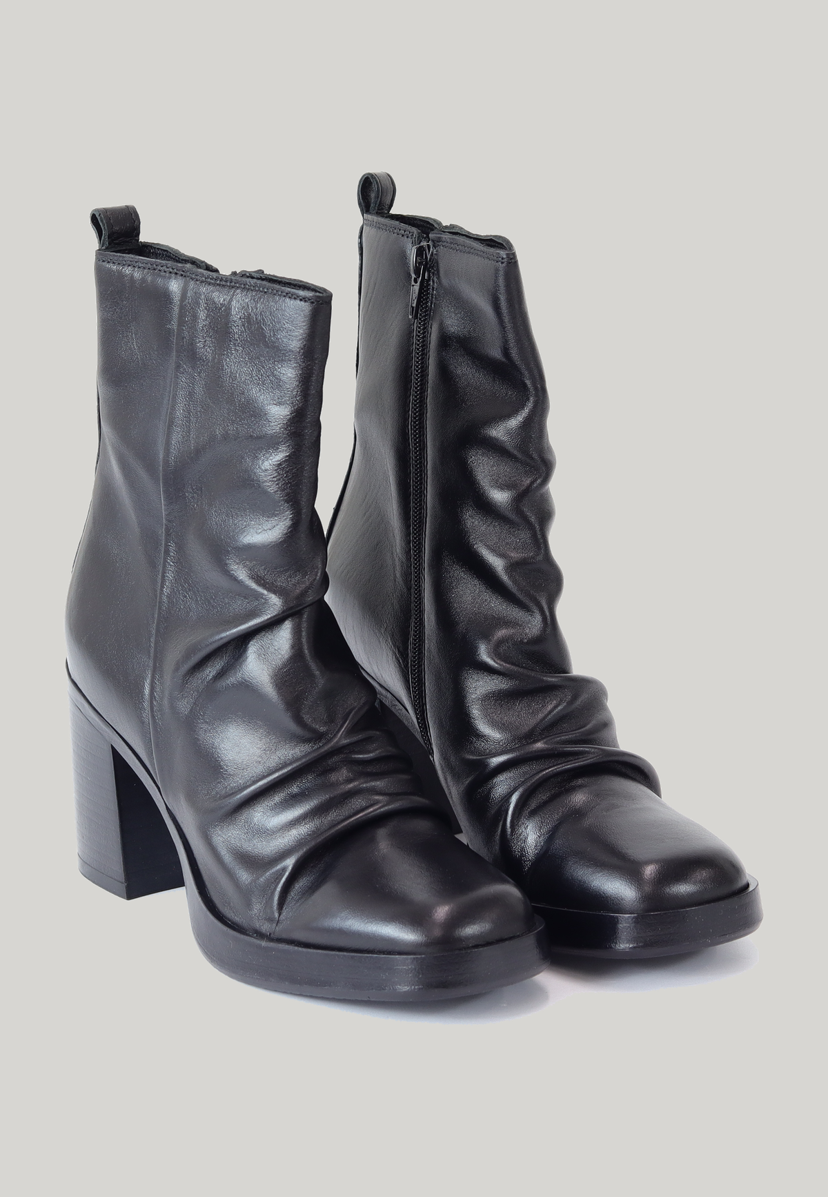 STIVALETTO NERO