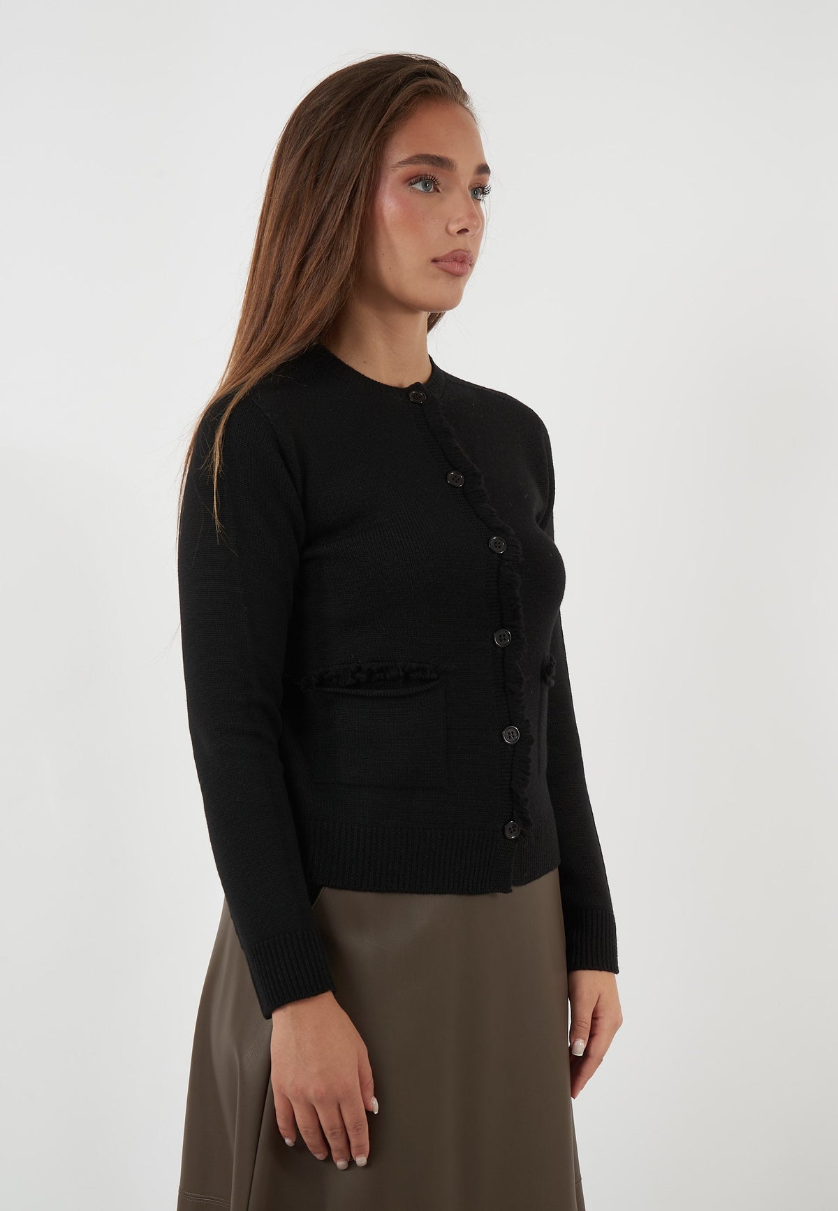 CARDIGAN IN LANA NERO CON VOLANT