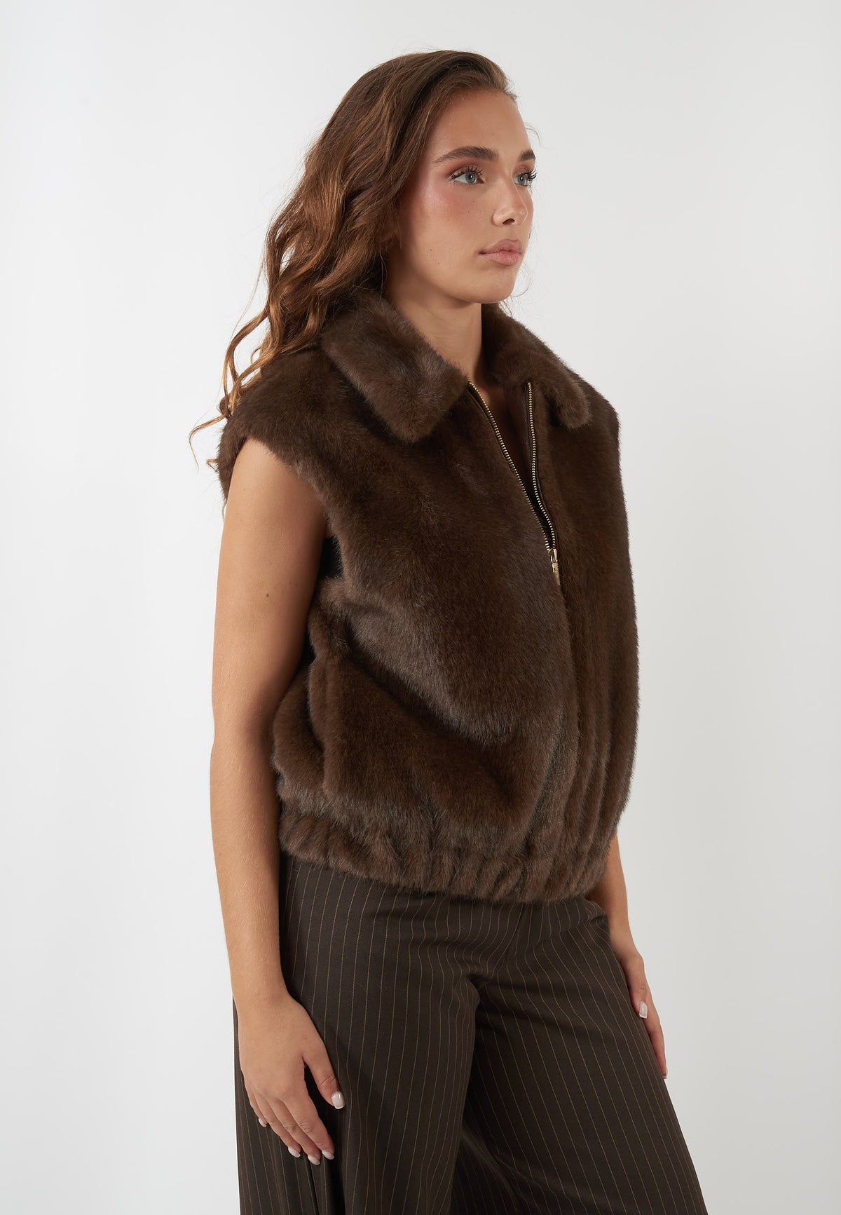GILET EPOCHE MARRONE