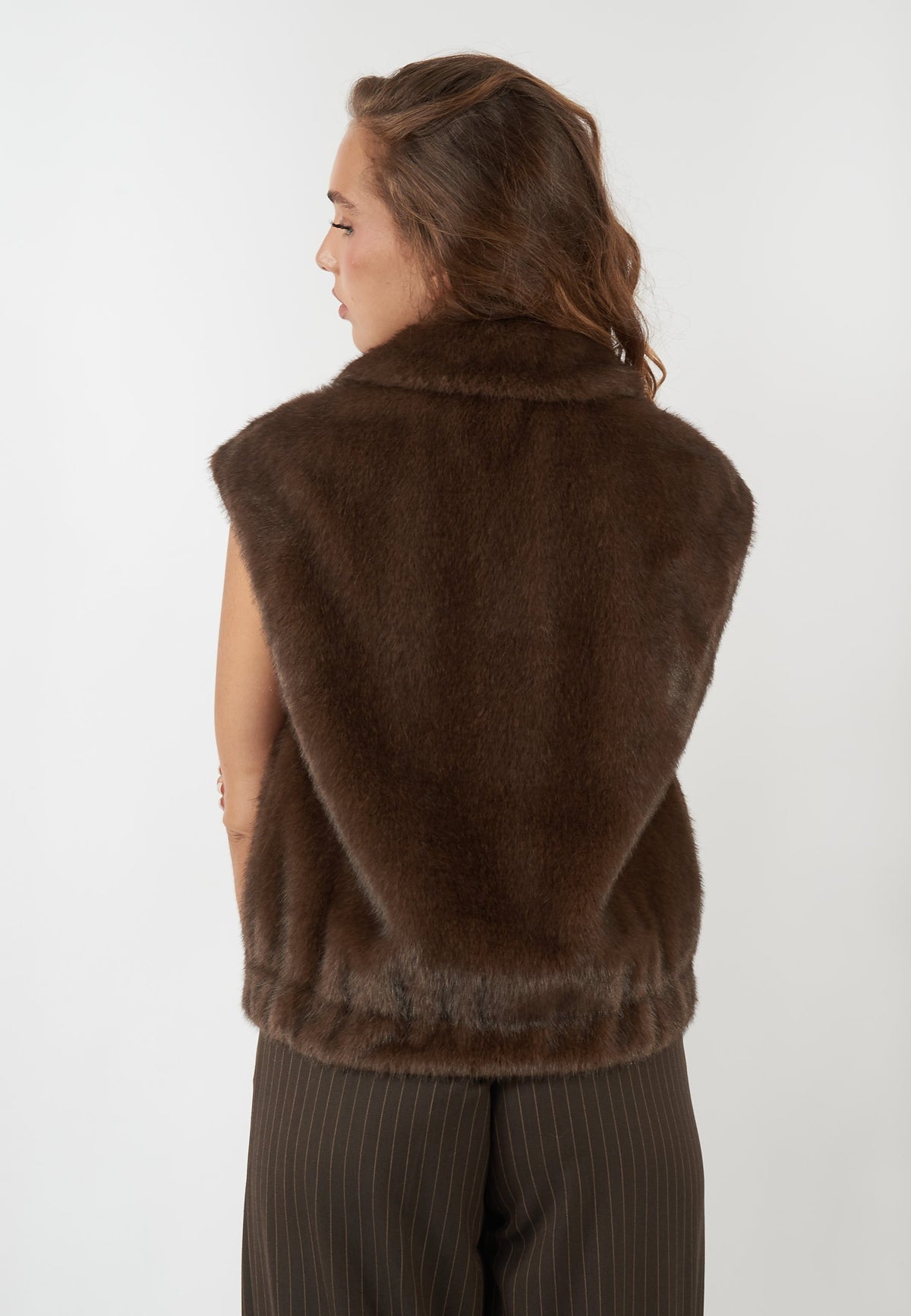 GILET EPOCHE MARRONE