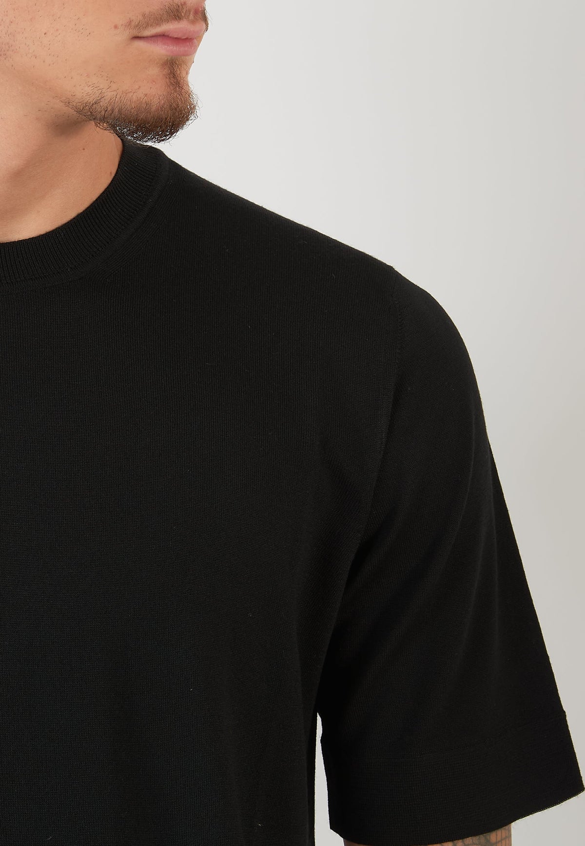 T-SHIRT LANA NERA