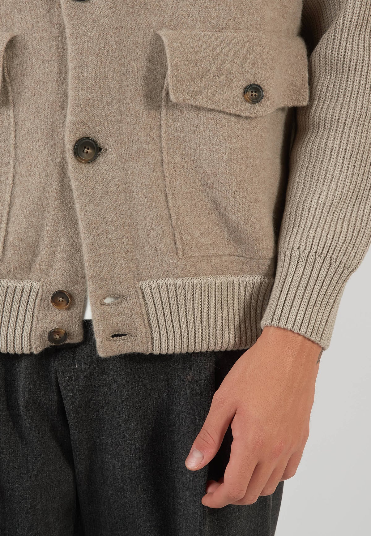 GIACCA IN MAGLIA BEIGE