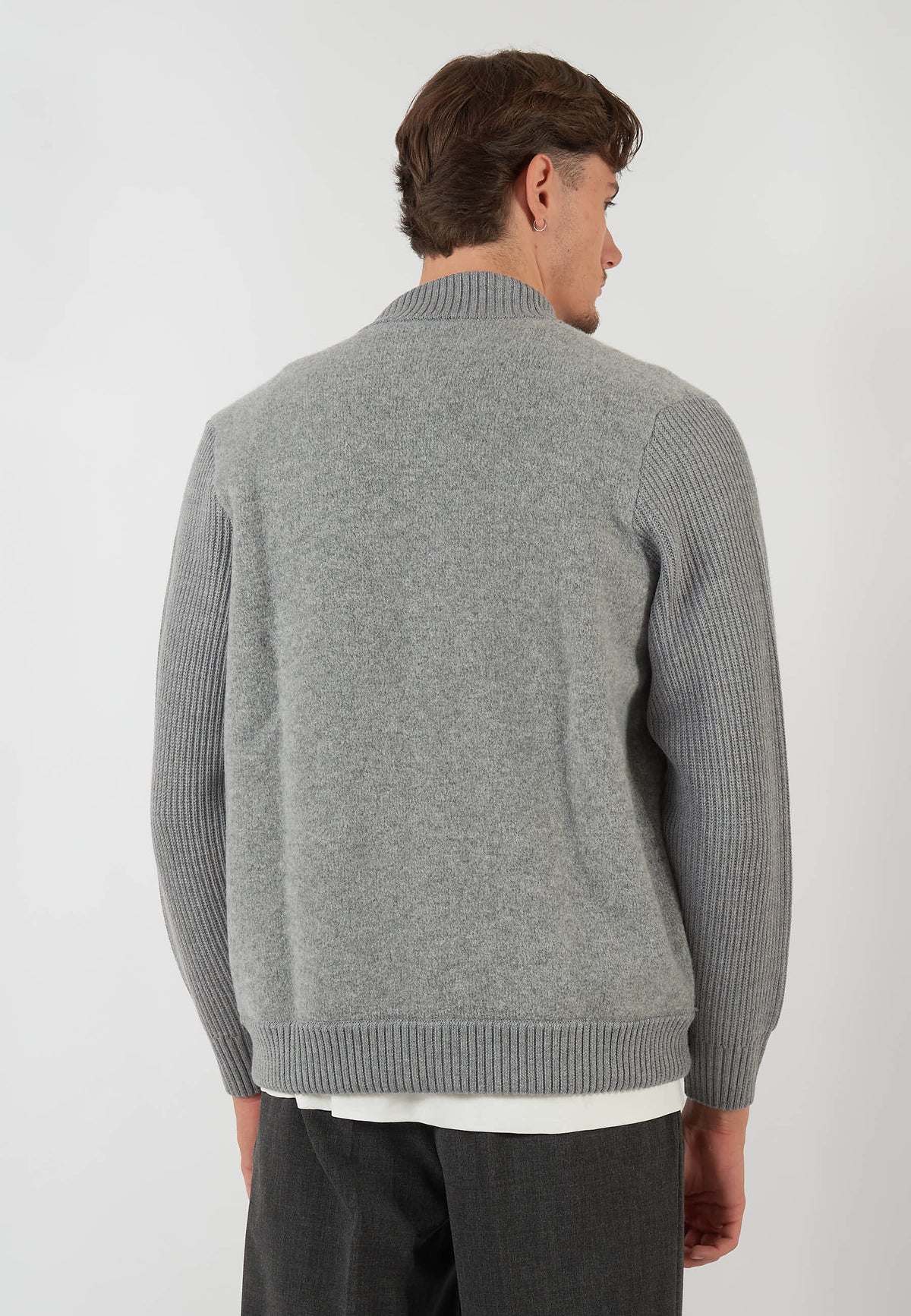 GIACCA IN MAGLIA GRIGIA