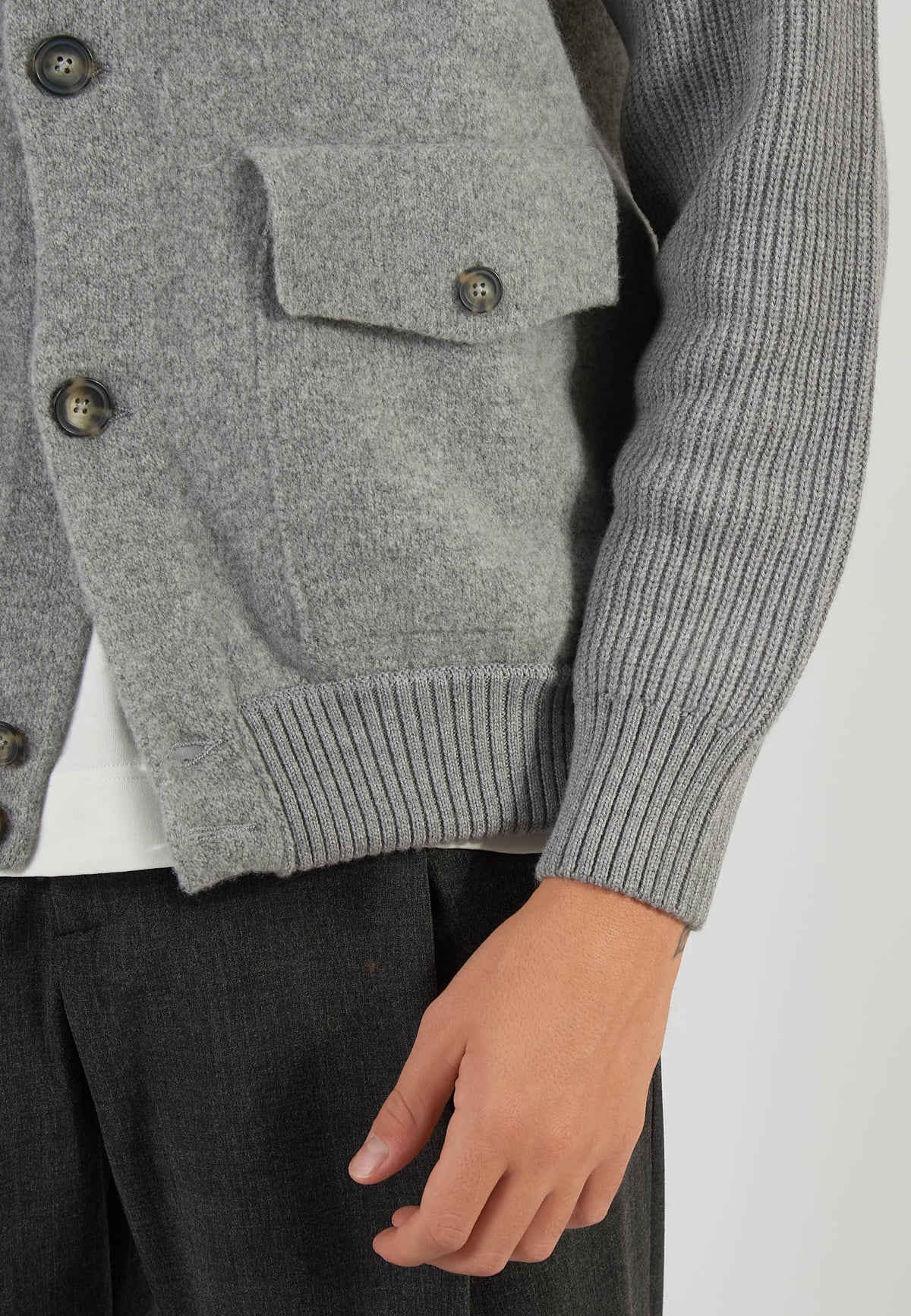 GIACCA IN MAGLIA GRIGIA
