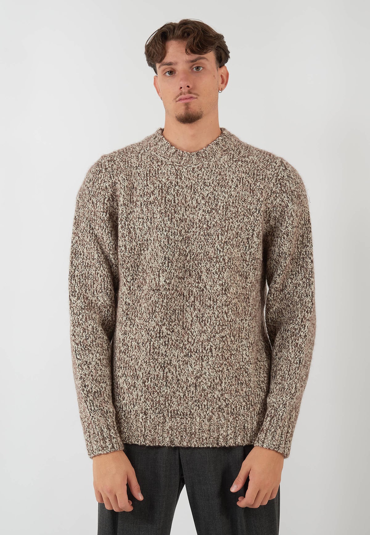 MAGLIONE GIROCOLLO MARRONE