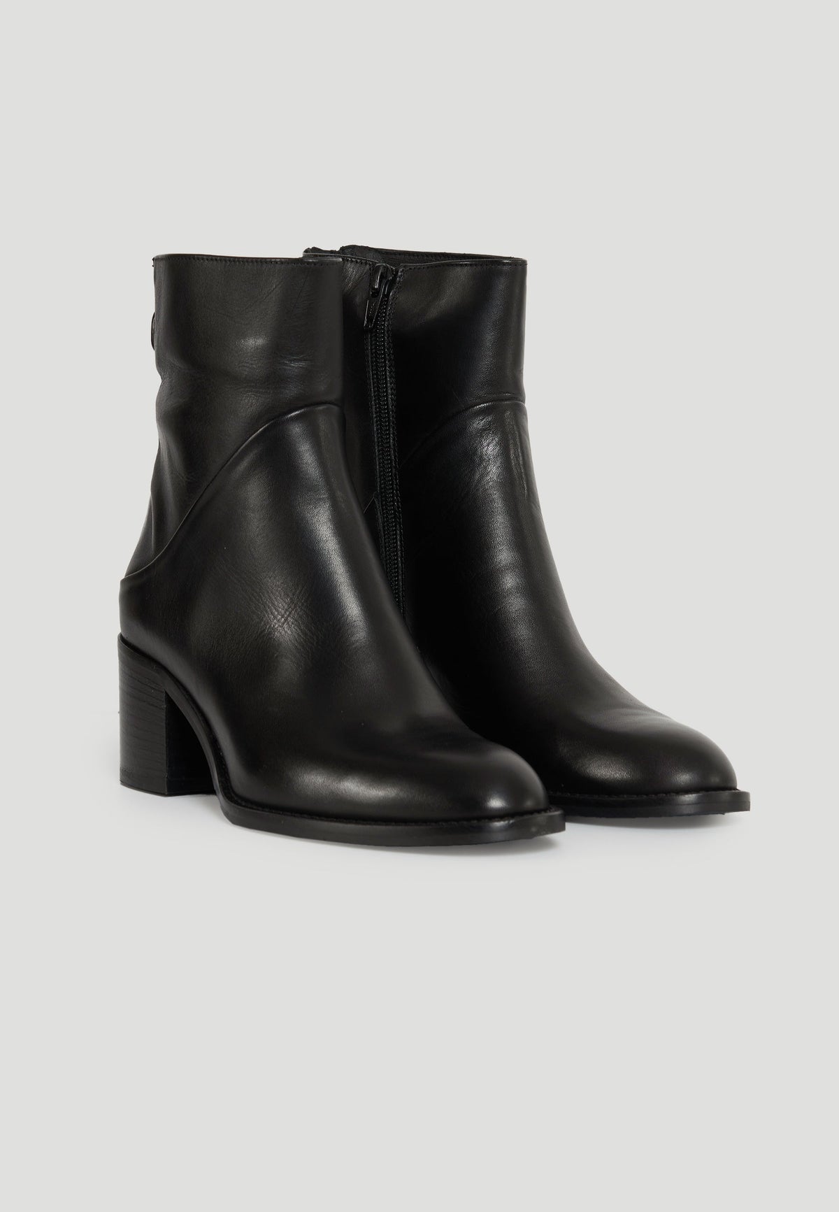 STIVALETTO NERO