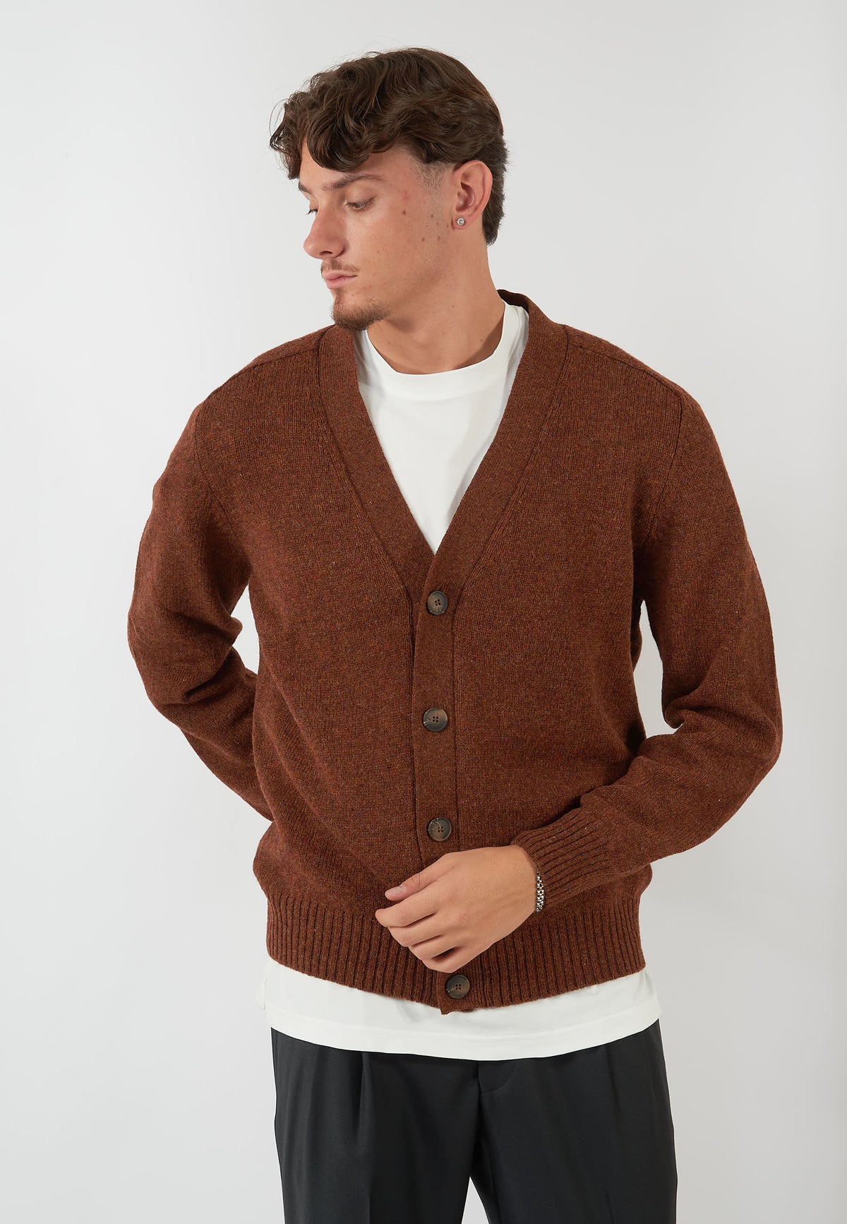 CARDIGAN MARRONE