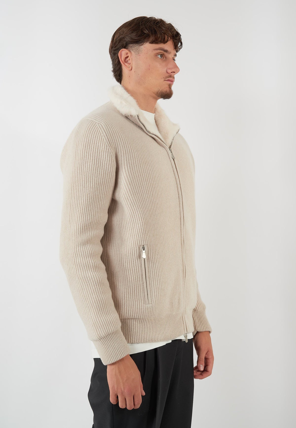 GIACCA IN MAGLIA BEIGE