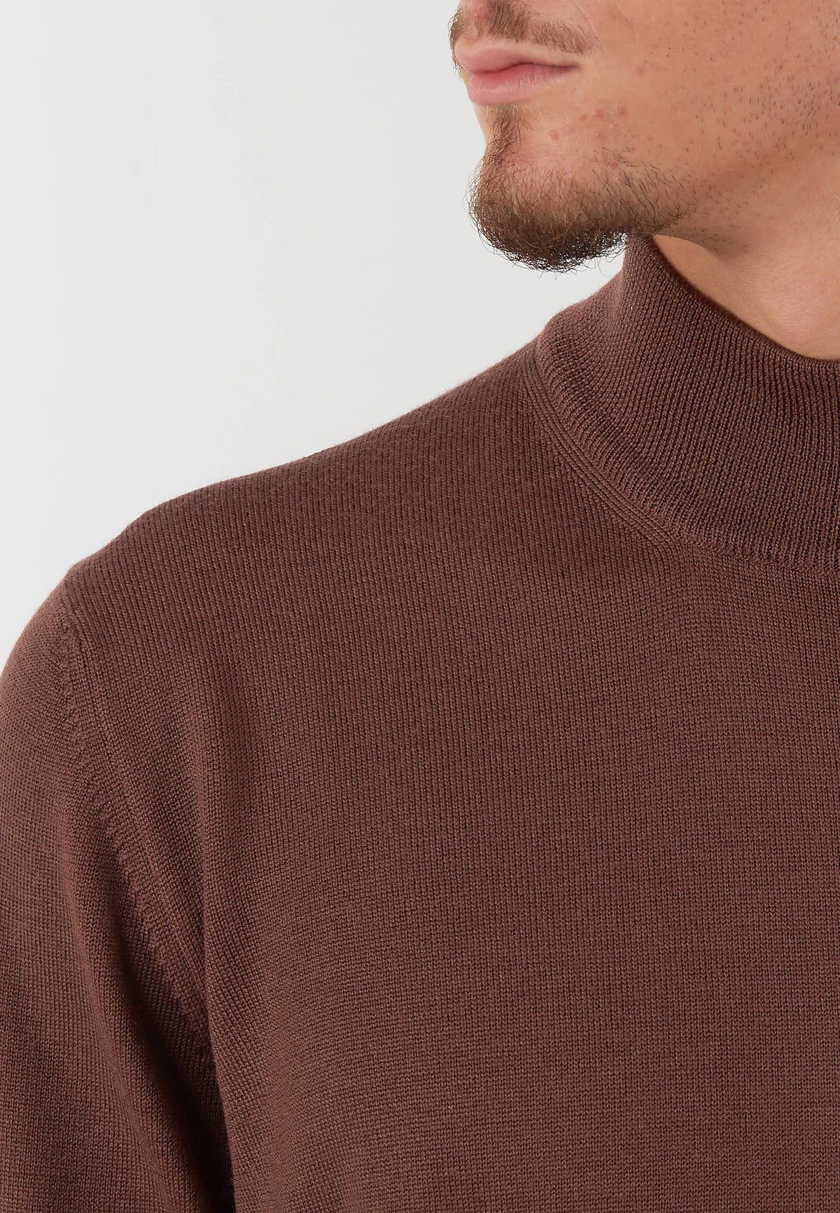 MAGLIA LUPO MARRONE