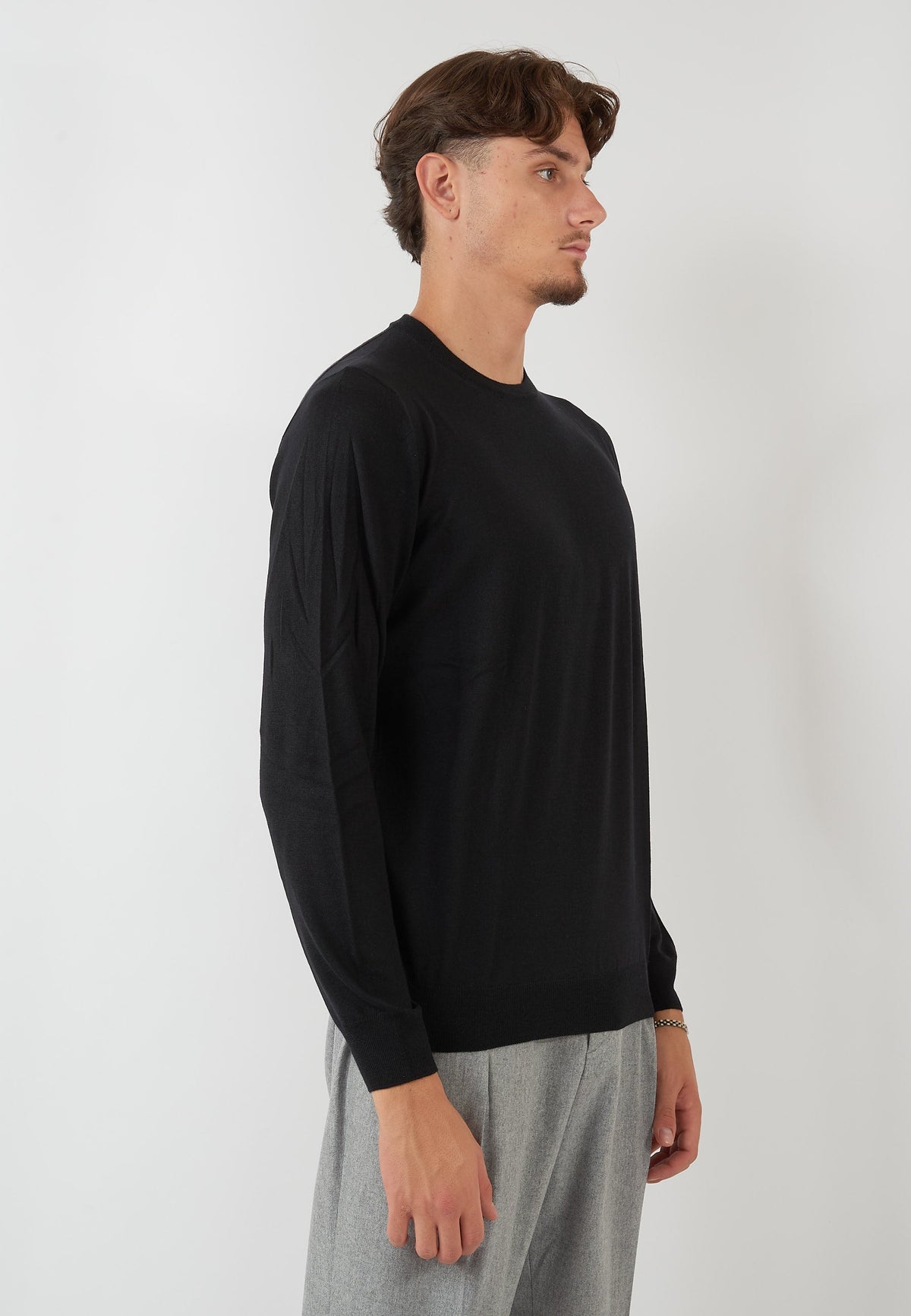 MAGLIA PARICOLLO NERA