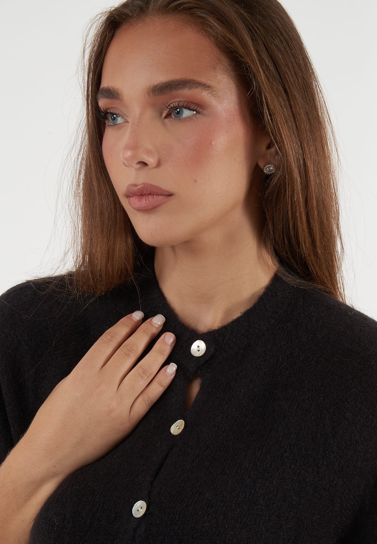 CARDIGAN A MANICHE CORTE NERO