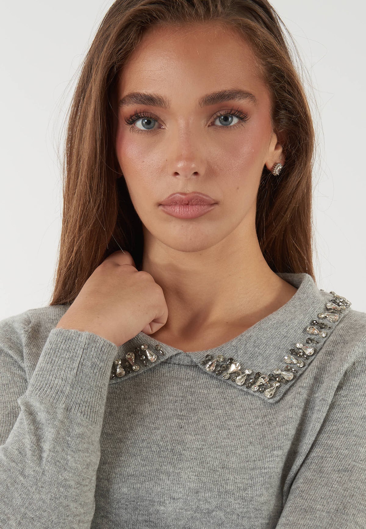 MAGLIA GRIGIA CON COLLETTO GIOIELLO