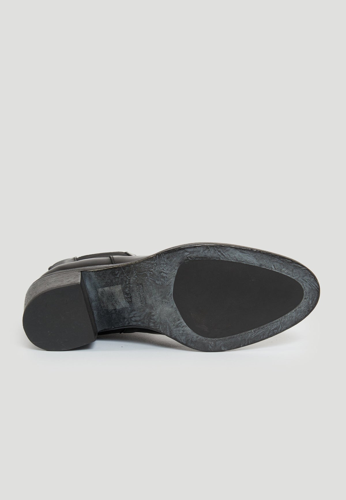 STIVALETTO NERO