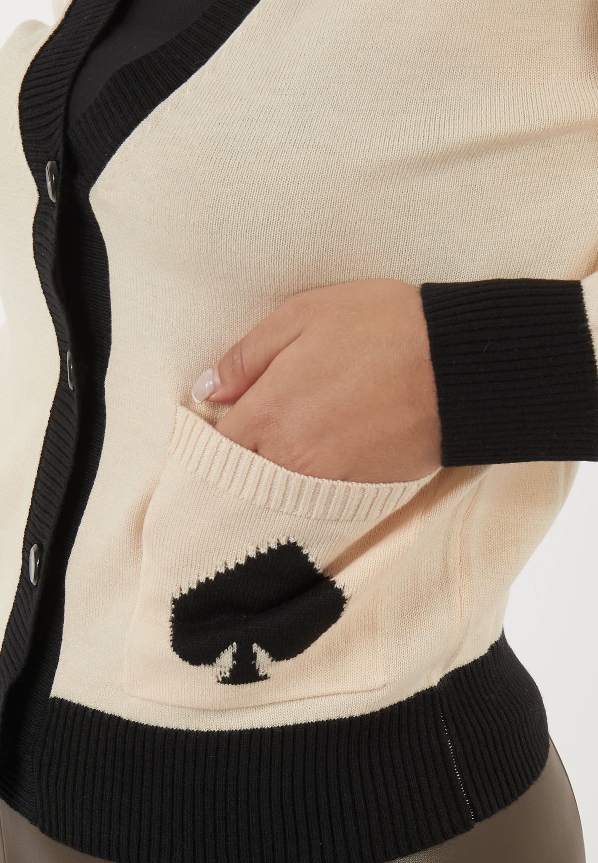 CARDIGAN PANNA E NERO CON MOTIVO A PICCHE