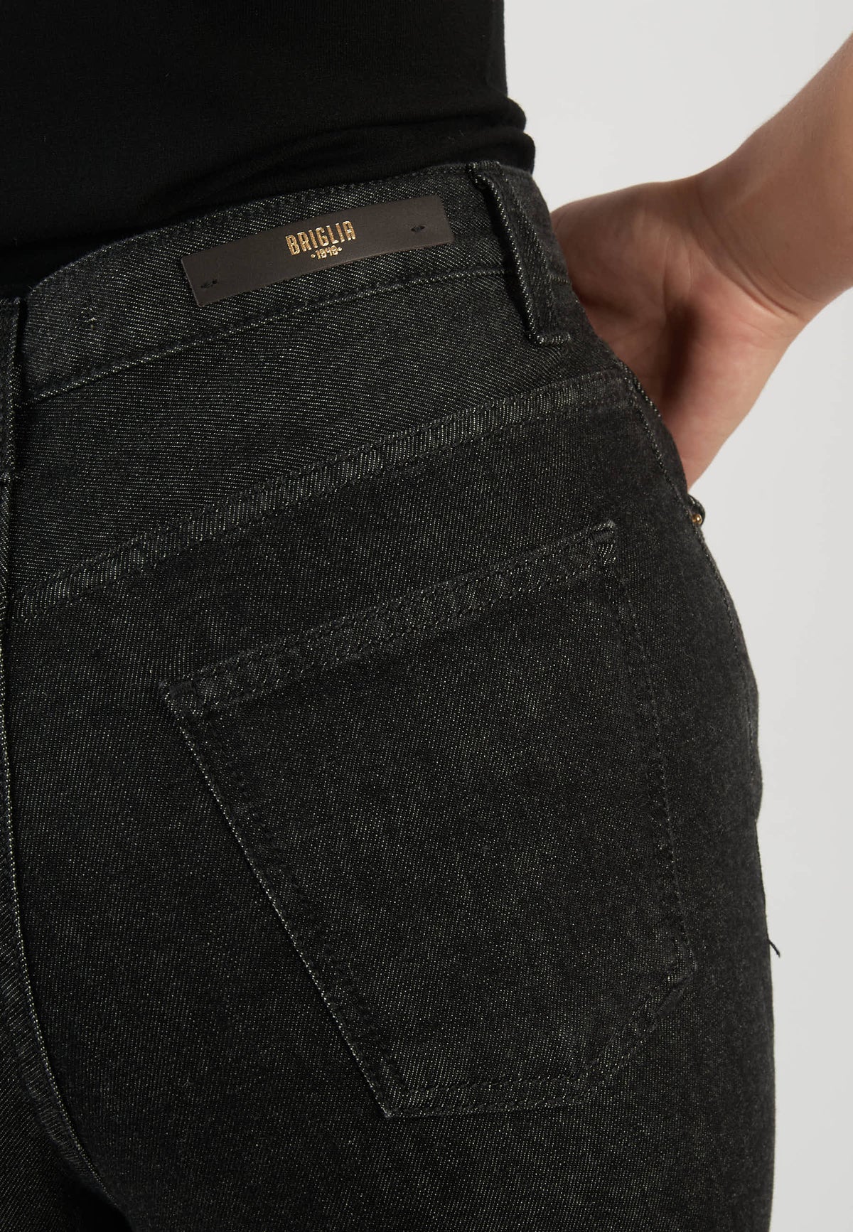 PANTALONE COLORADO NERO