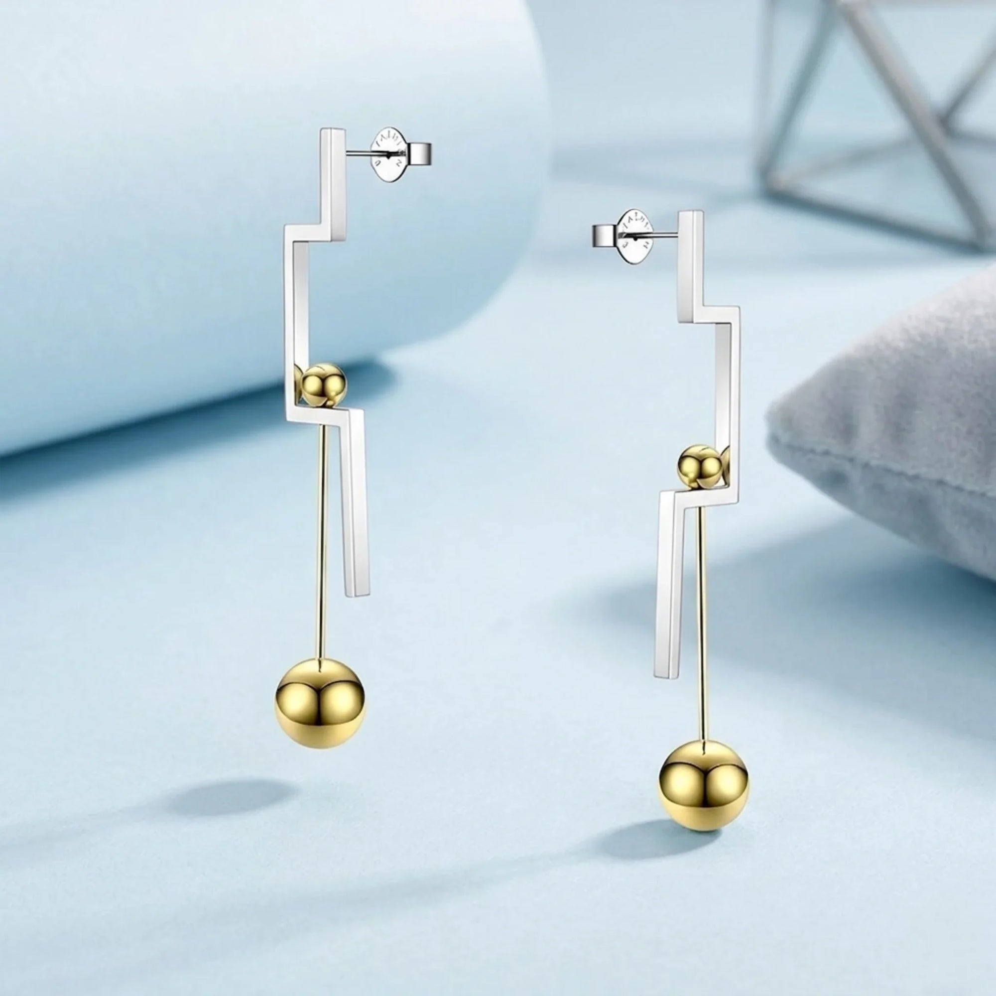 Isidora Earrings