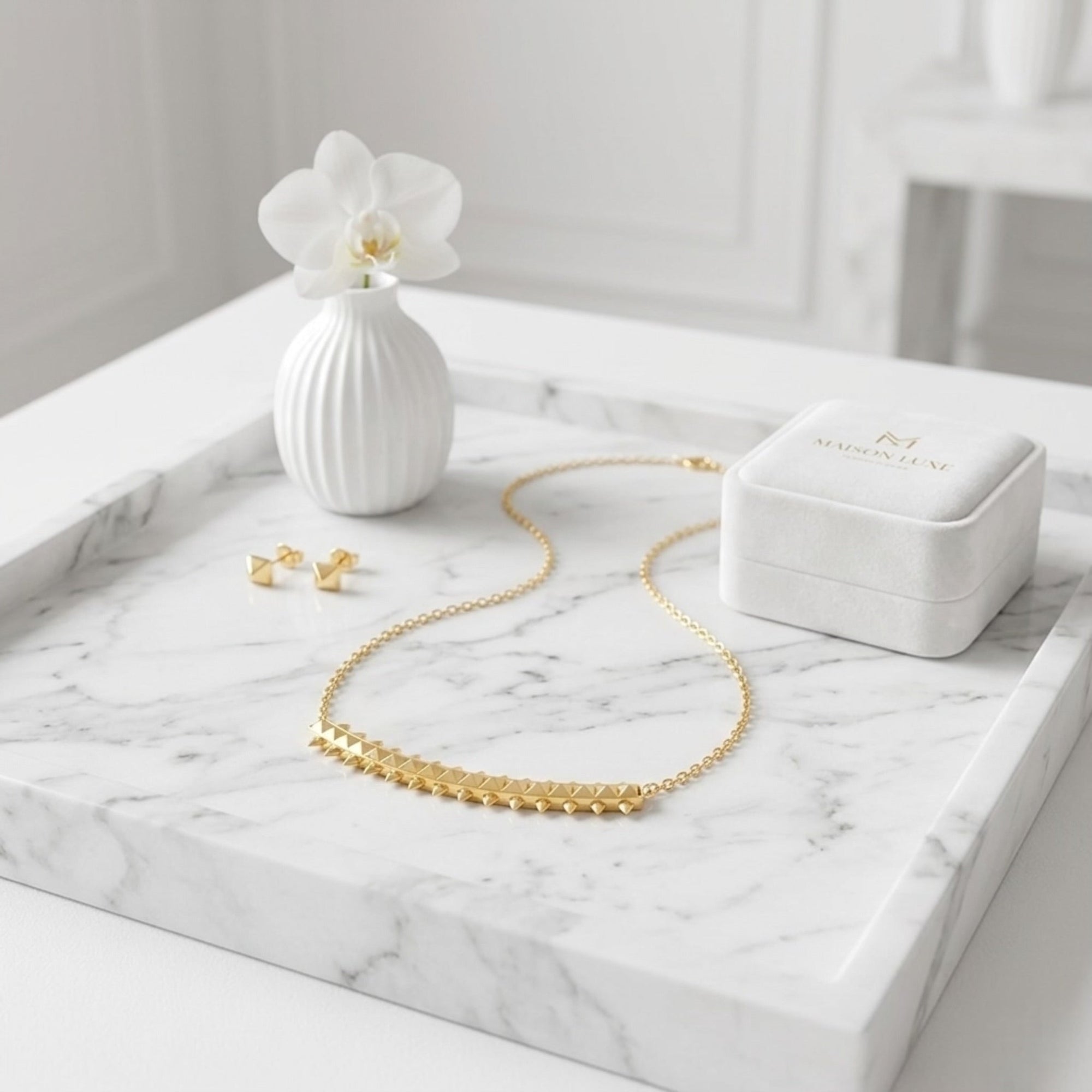 Isla Necklace