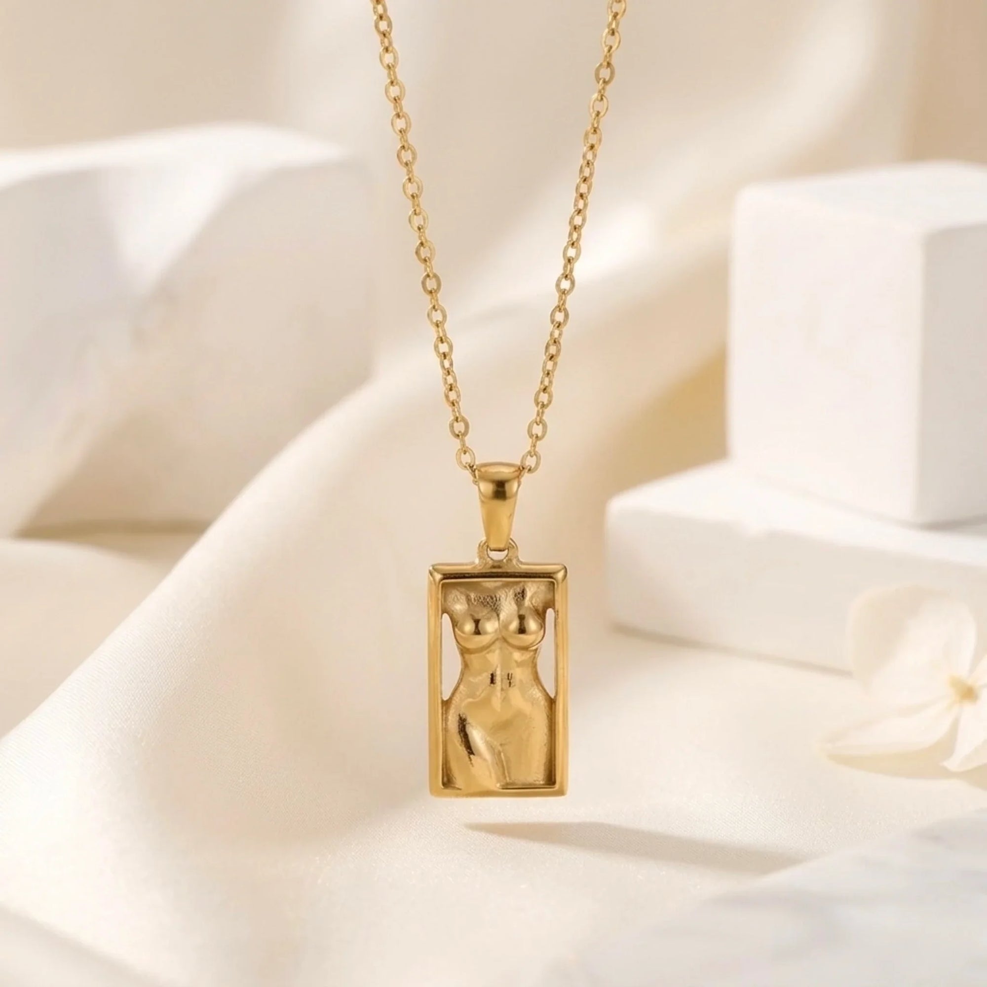 Romanesque Necklace
