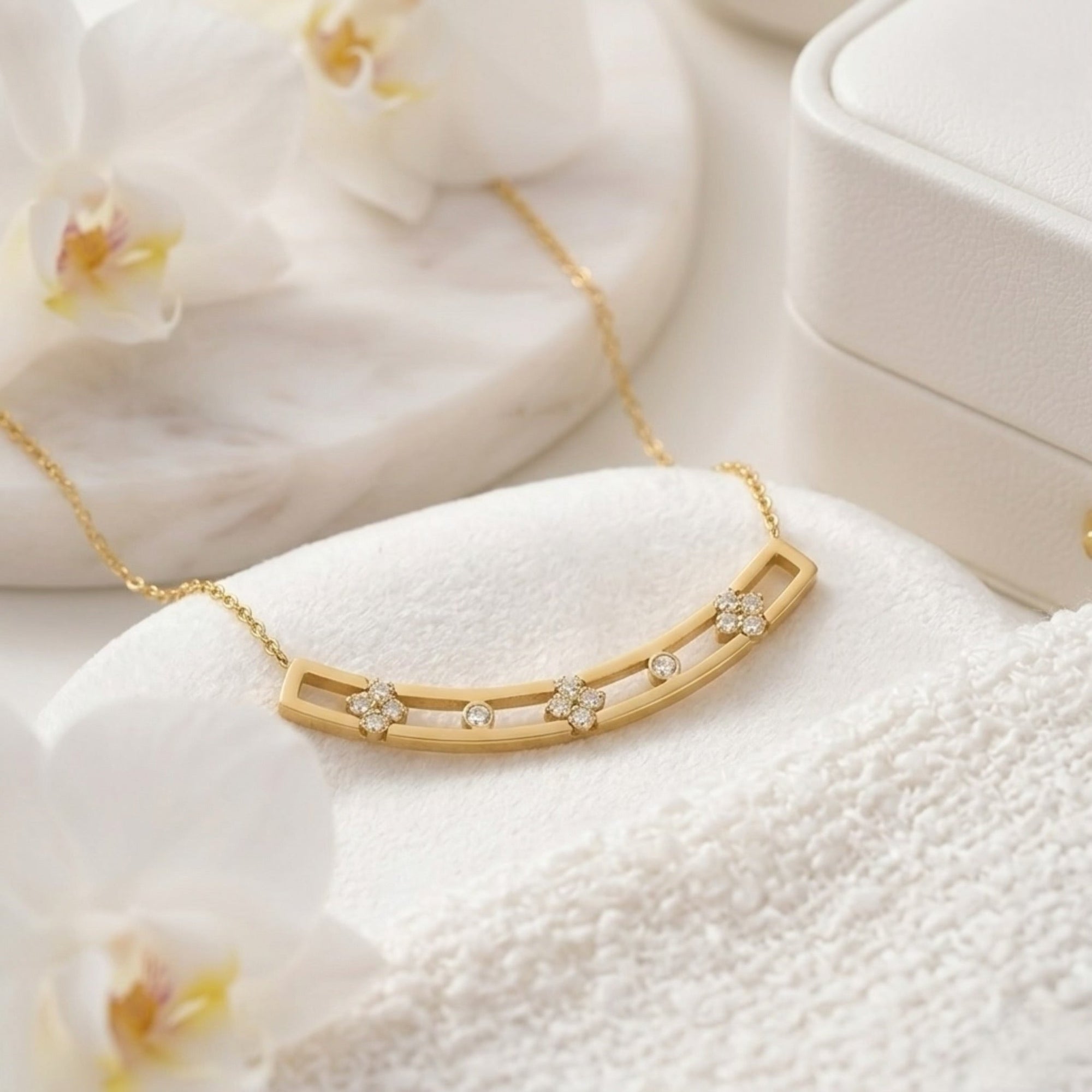 Maly Necklace