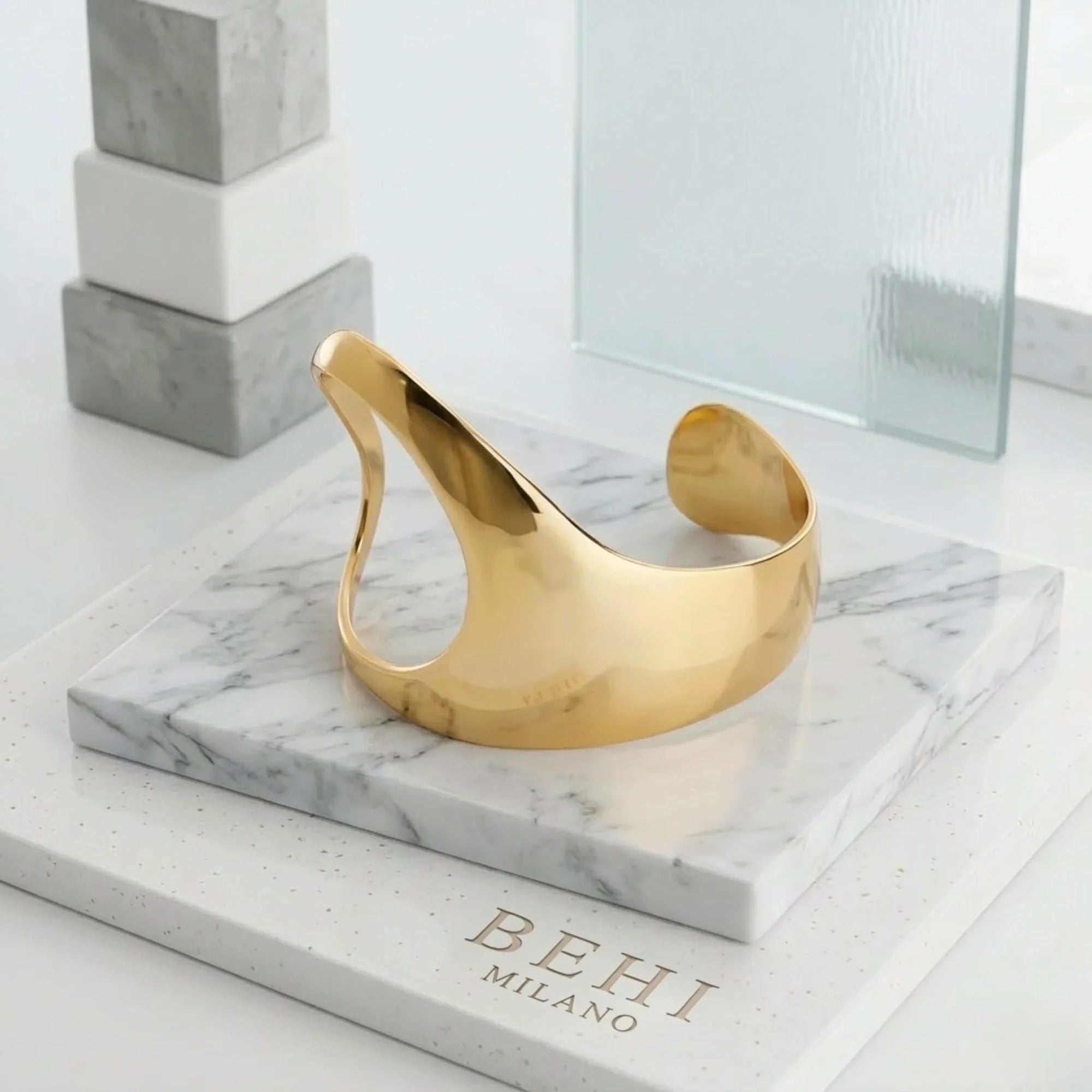 Deborah Palm Cuff