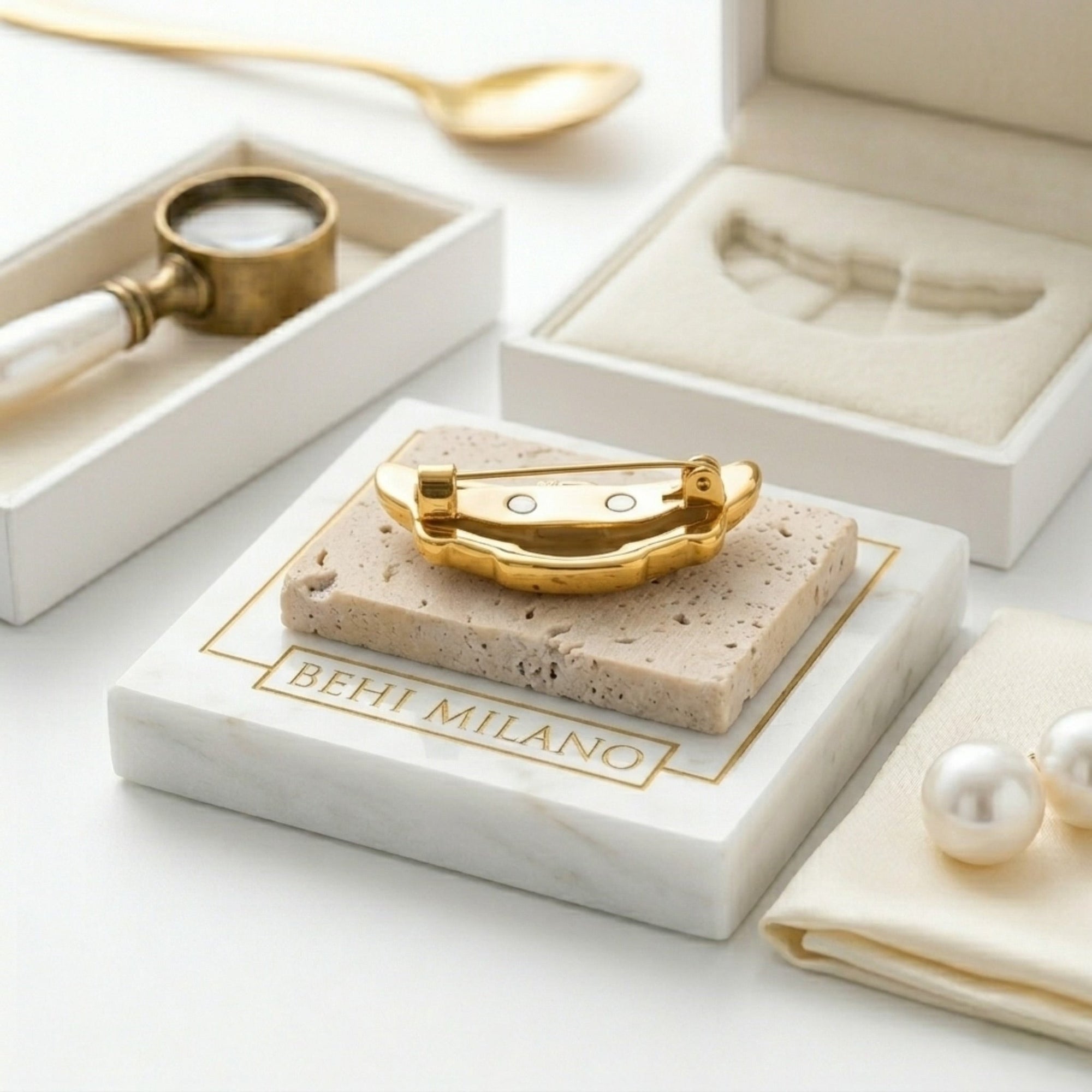 Elisa Brooch