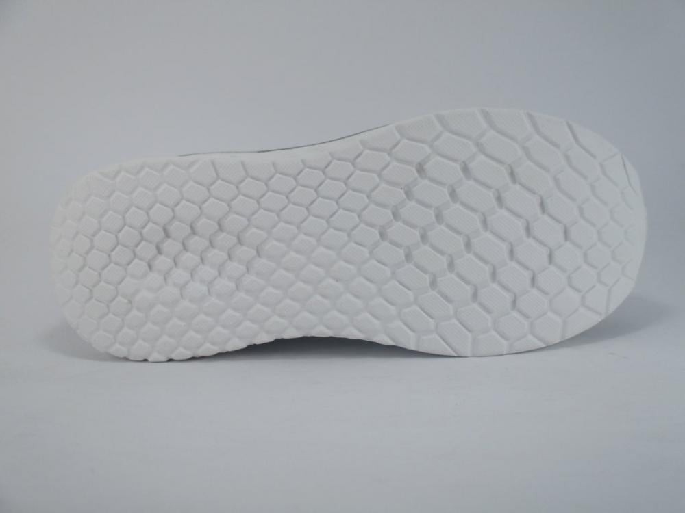 New Balance men's running shoe MMORBK