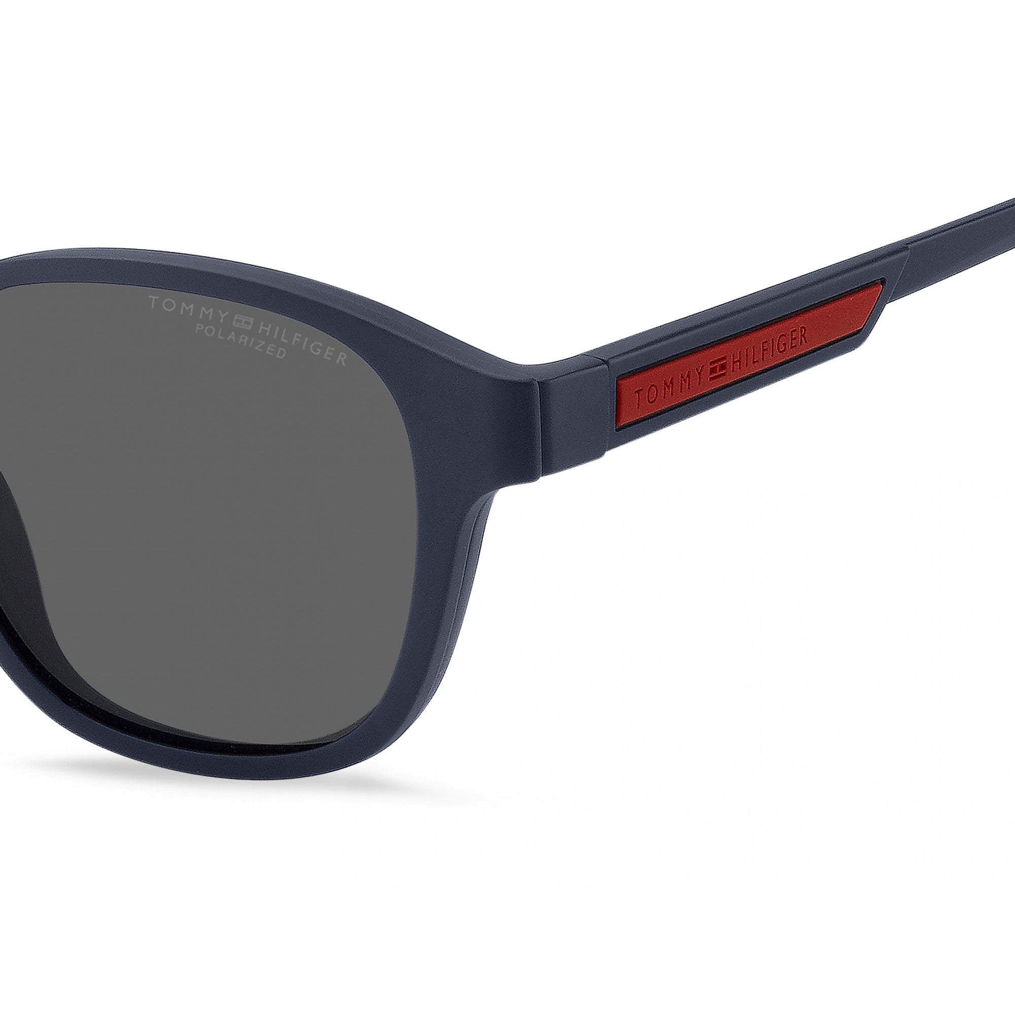 TH 2085/CS TOMMY HILFIGER