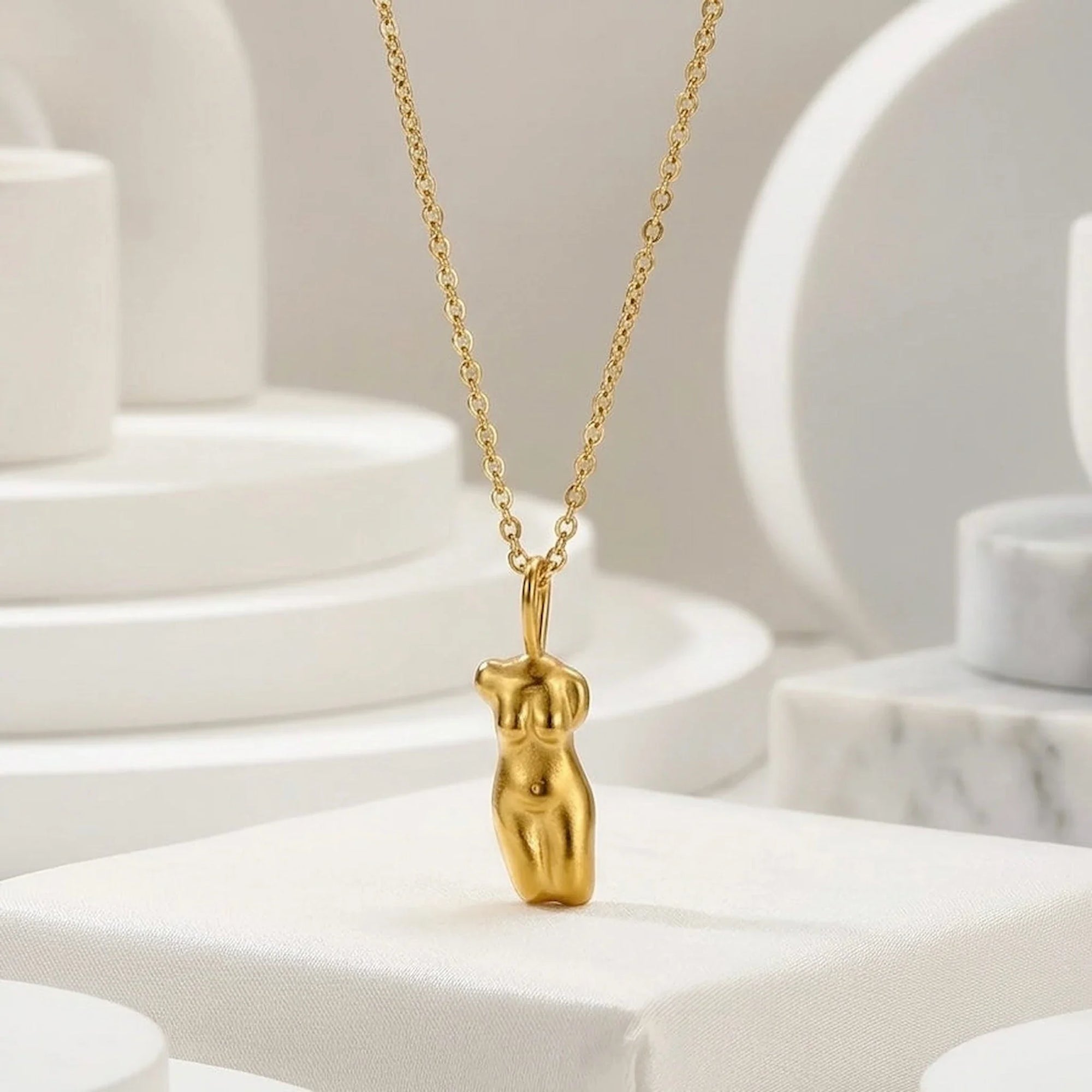 Mannequin Necklace