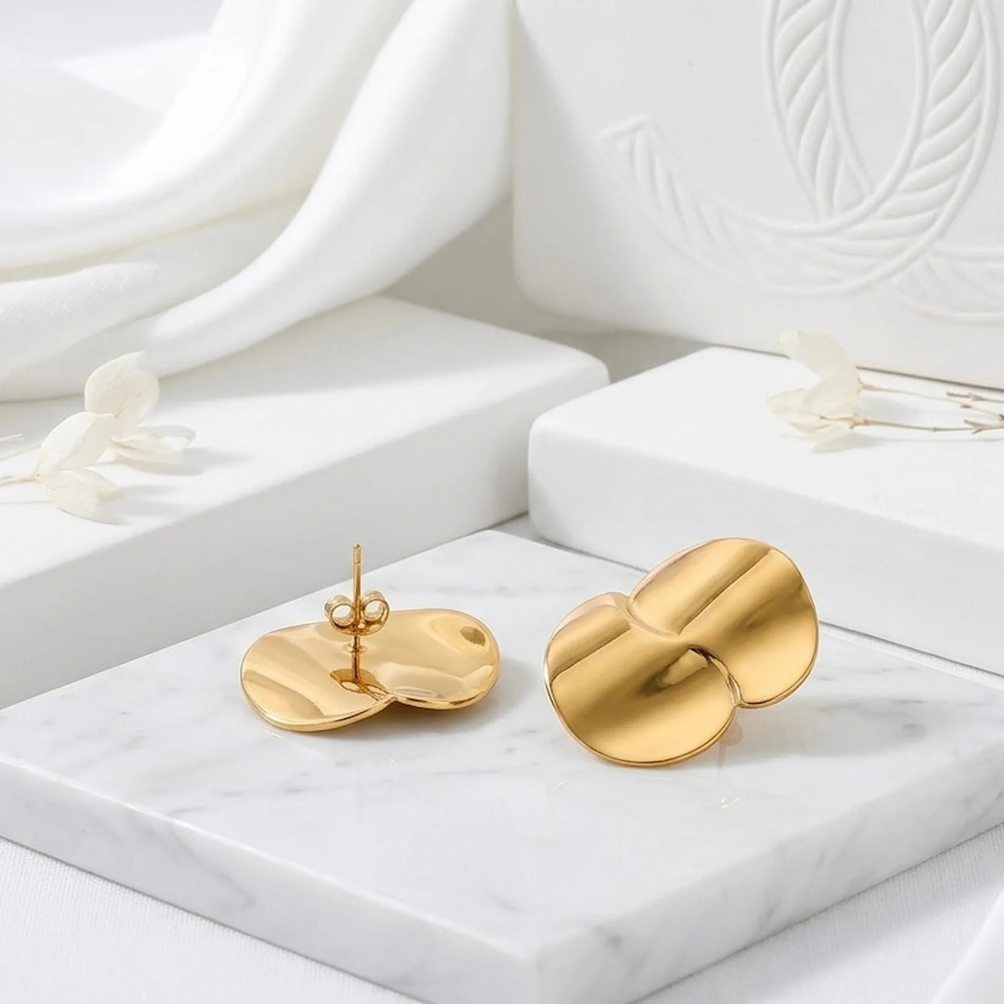 Linara Earrings