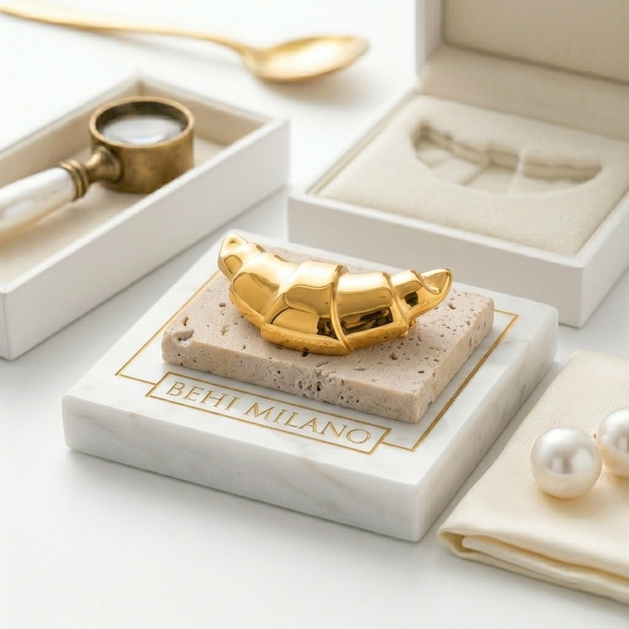 Elisa Brooch