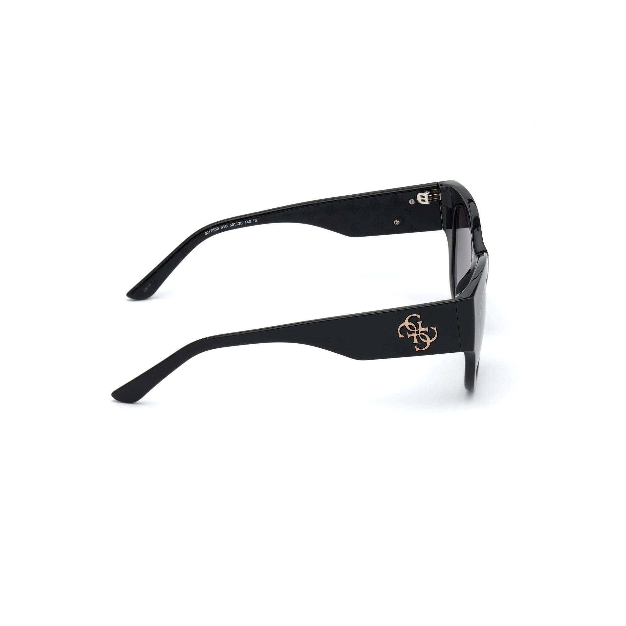 GU7680 GUESS