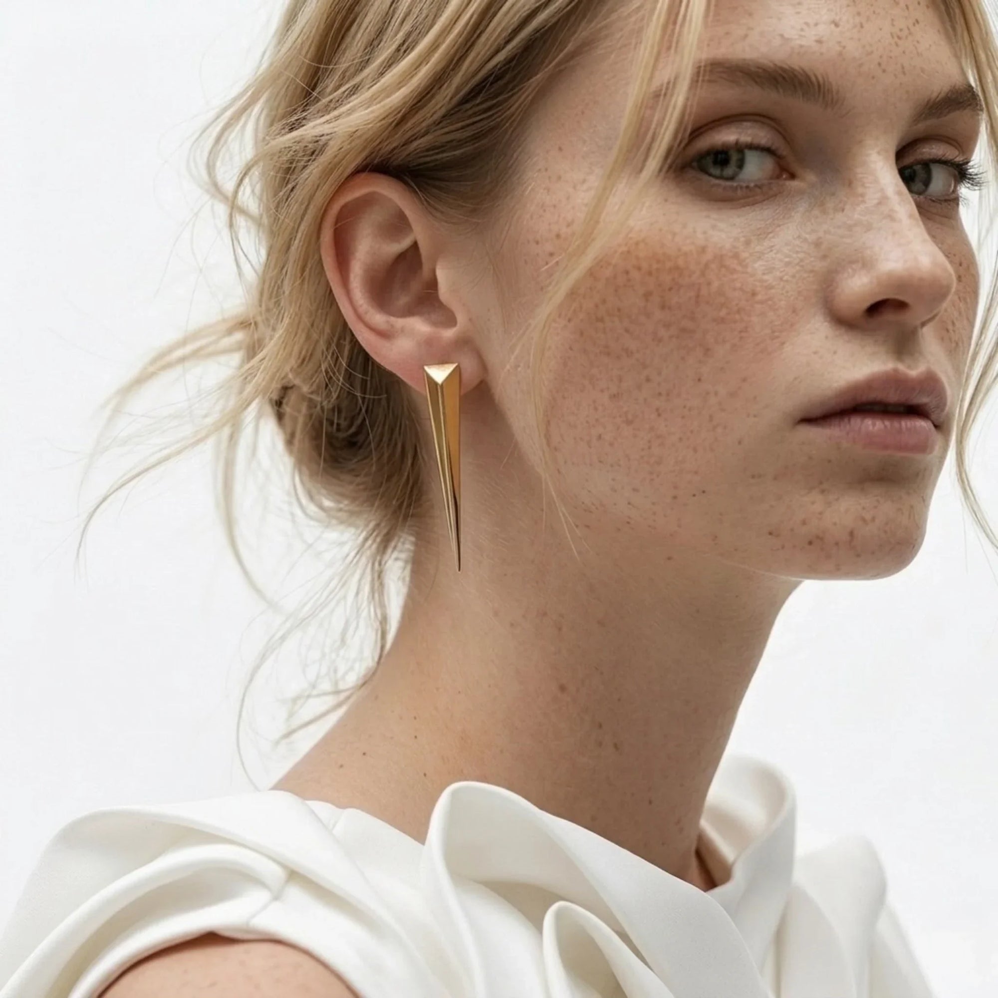 Hanika Earrings