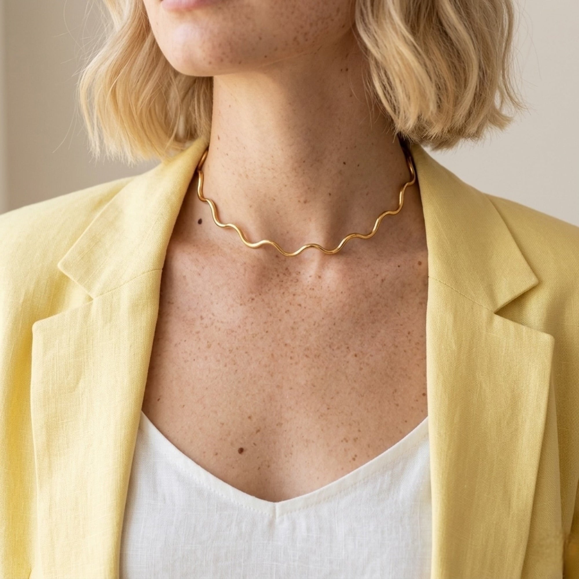 Carla Choker