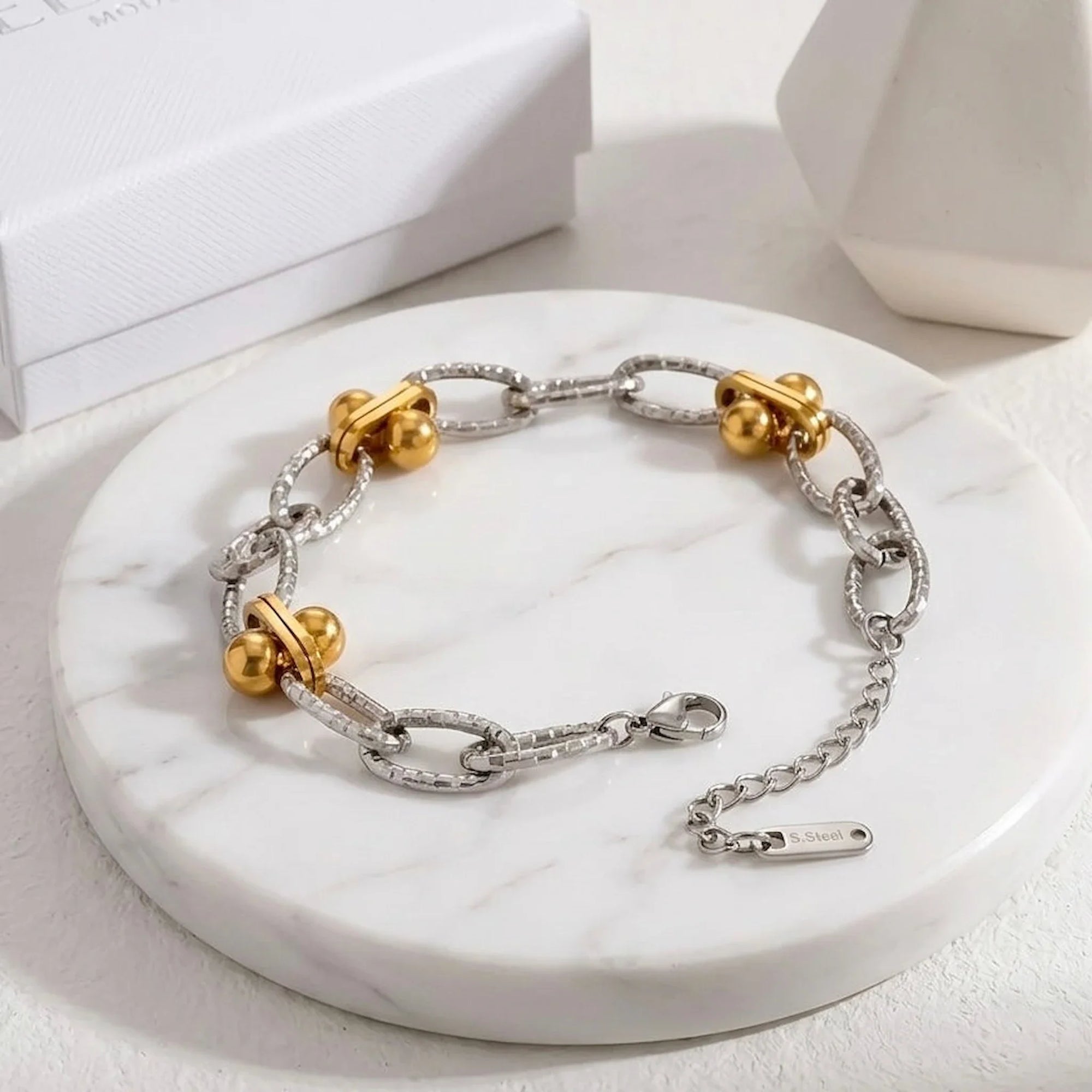 Liori Bracelet