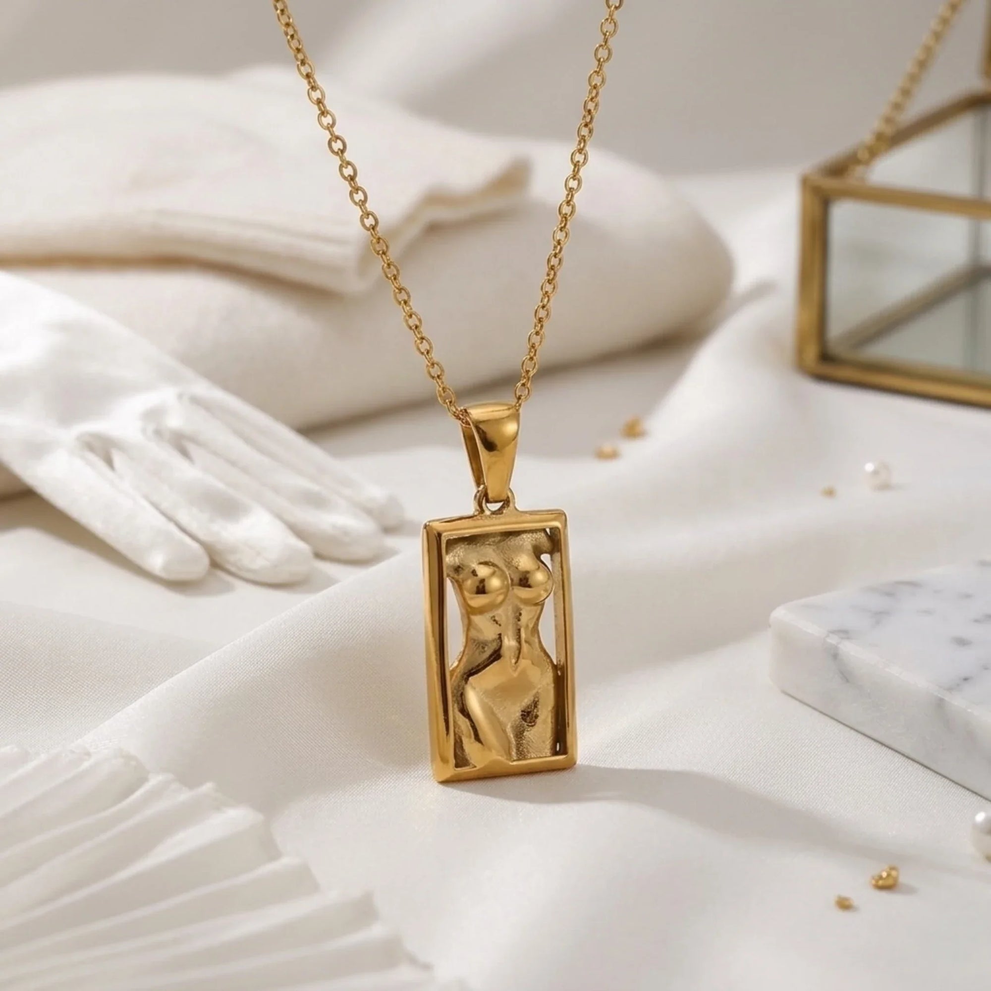 Romanesque Necklace
