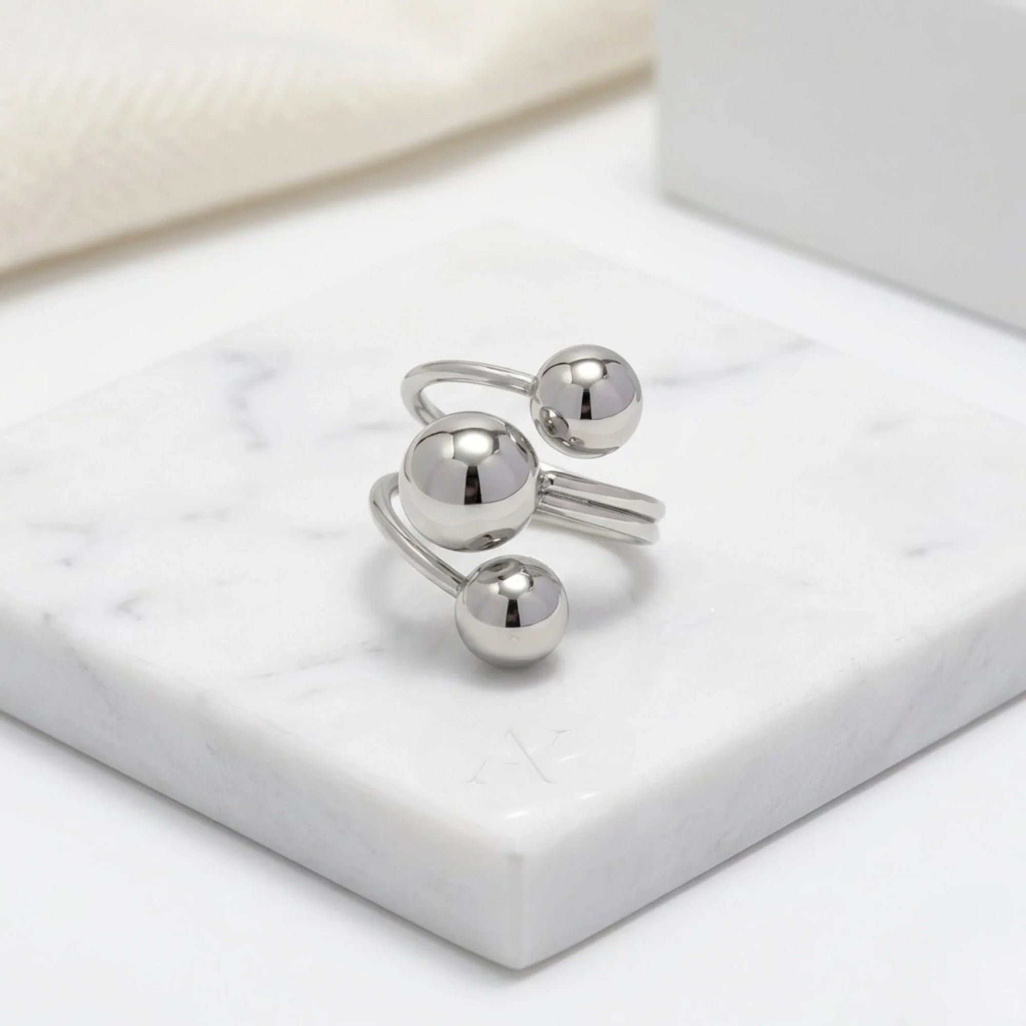 Mia Ring