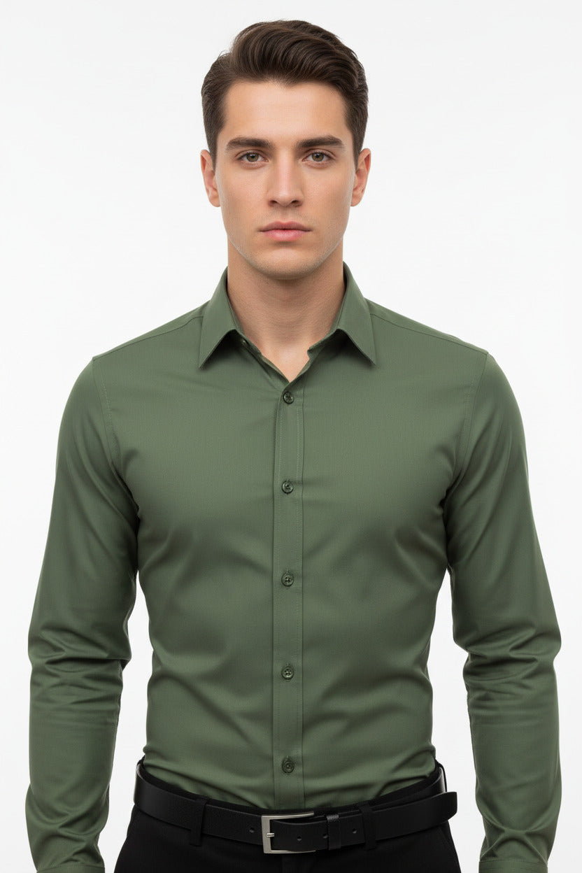 Camicia Uomo Slim Fit a Tinta Unita con Bottoni