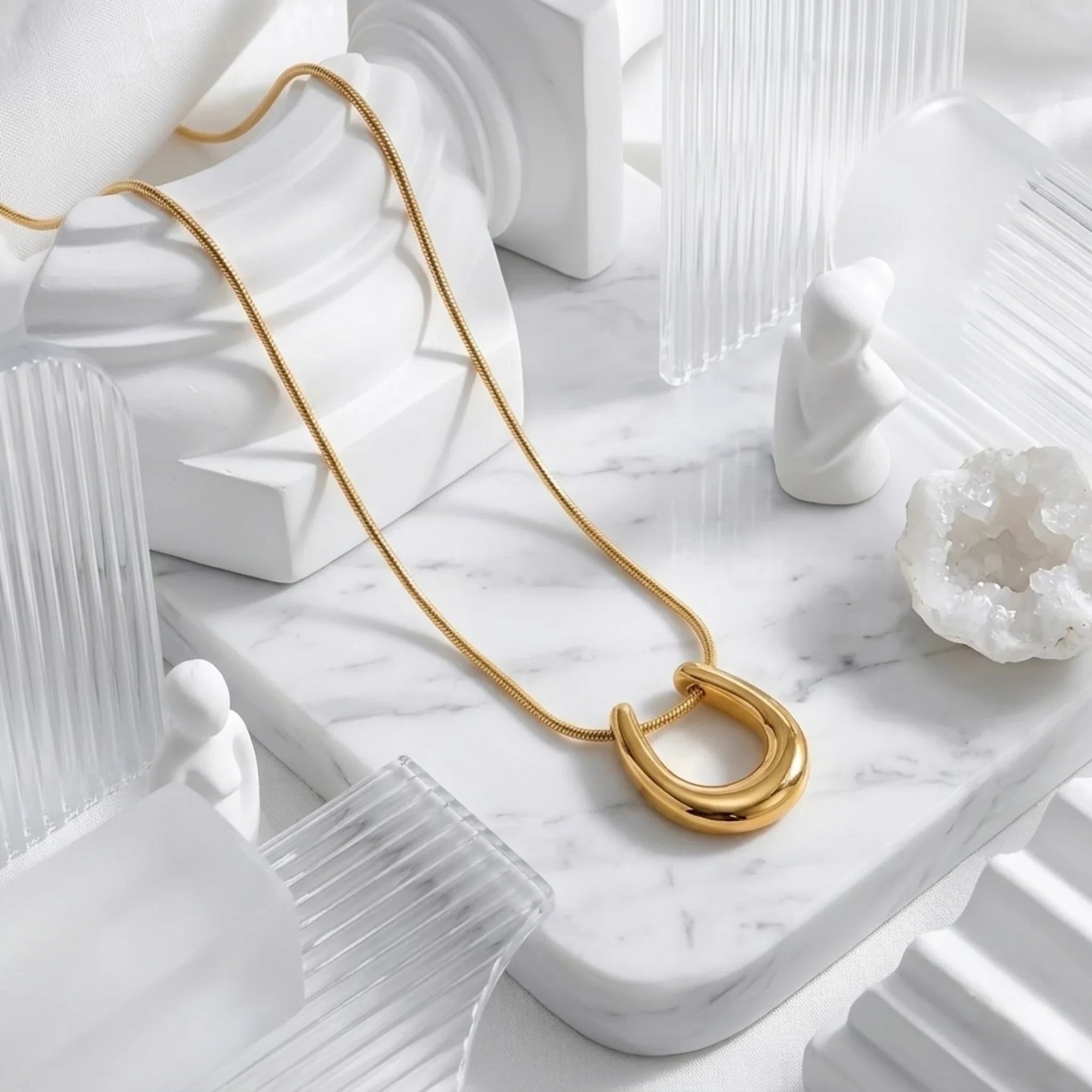 Horseshoe Necklace