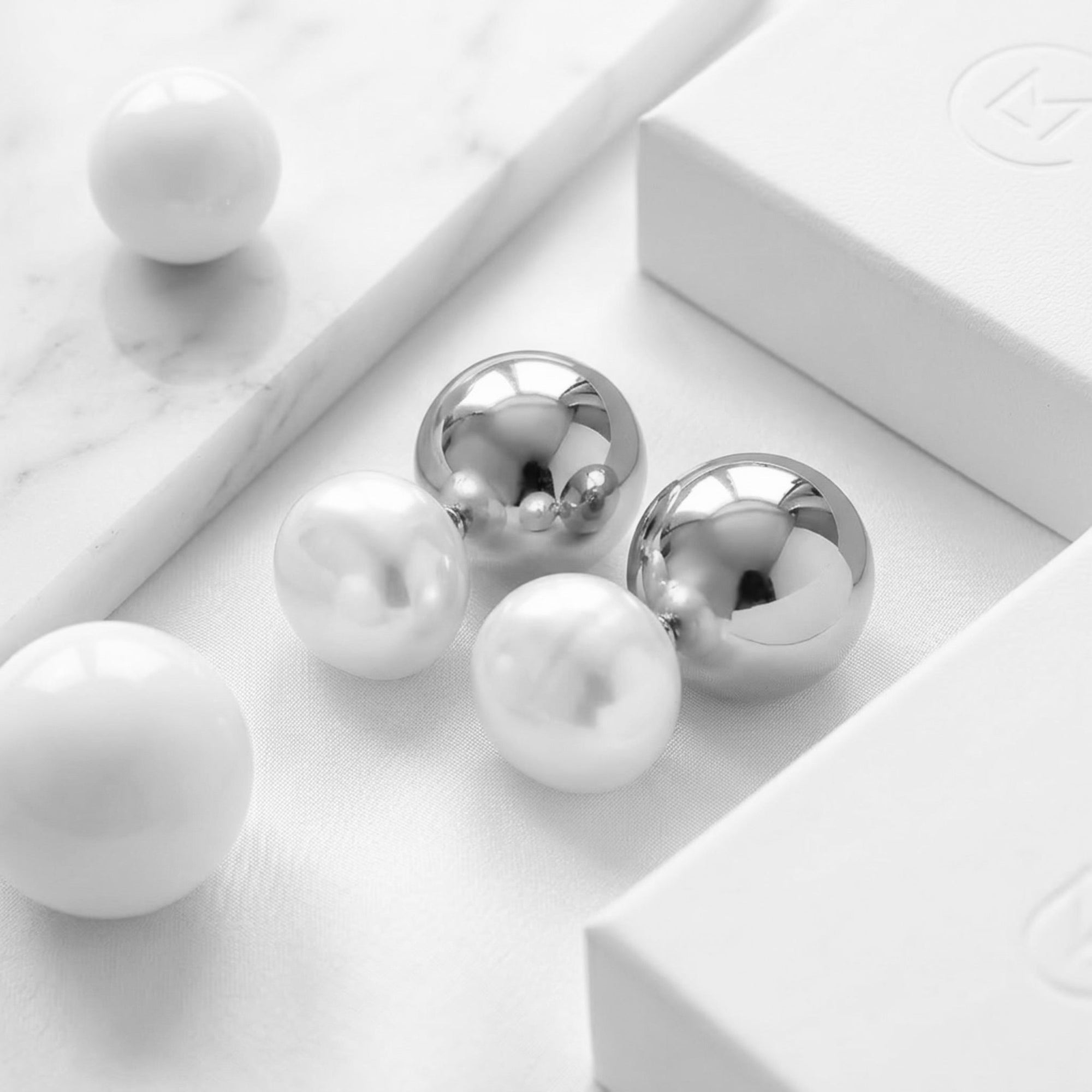 Rowa Earrings