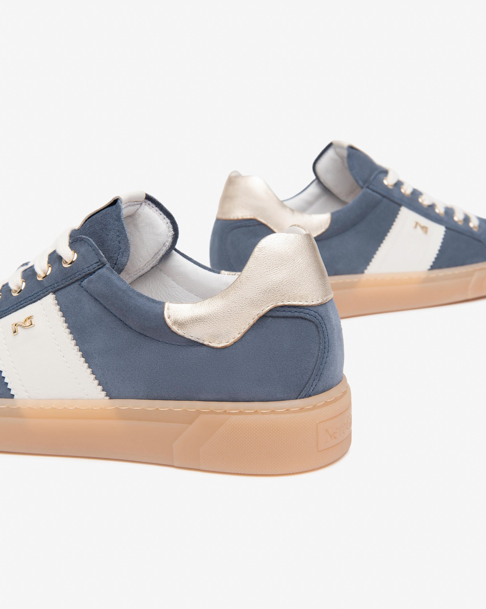 Sneakers da donna in pelle e camoscio E513004D_203