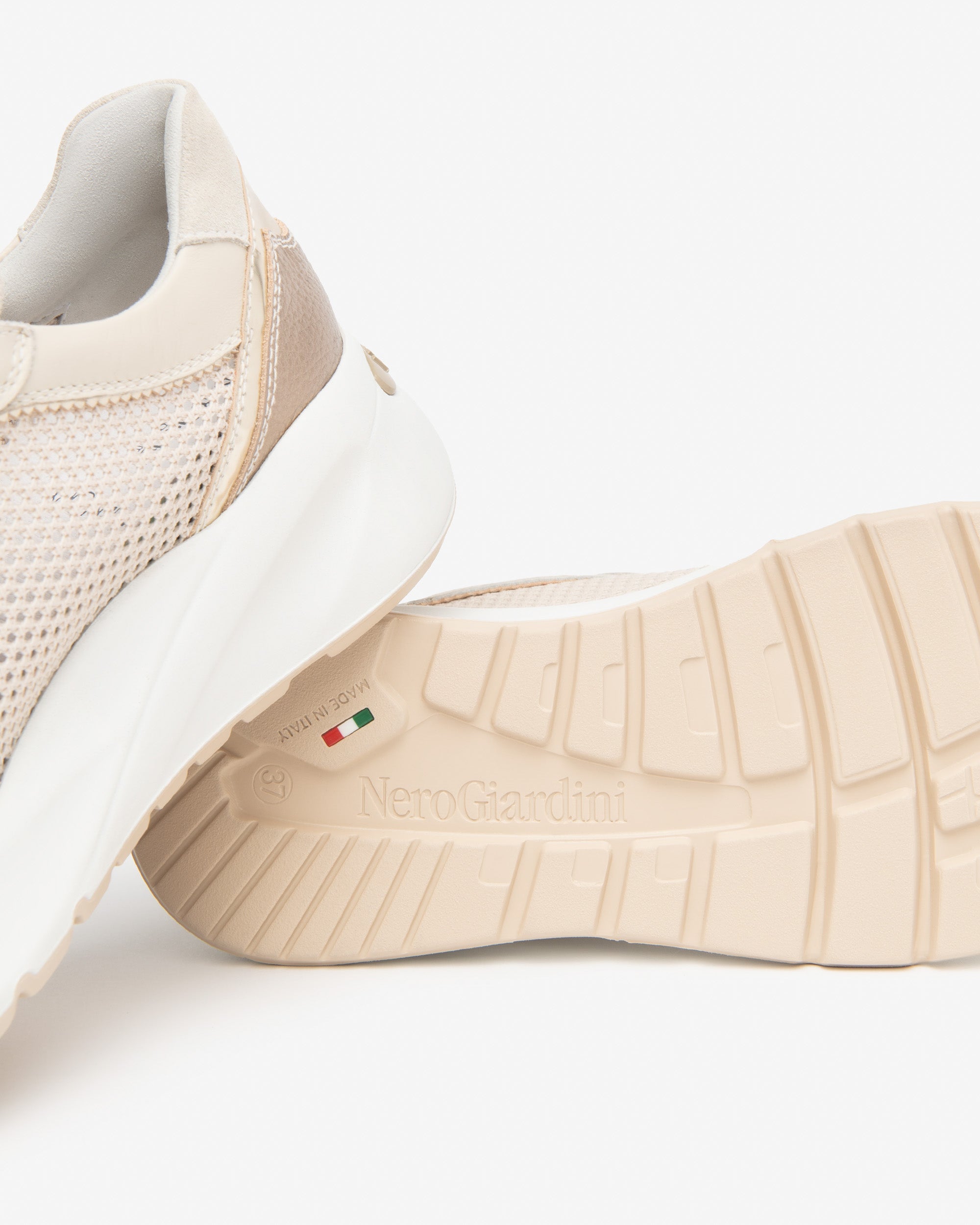 Sneakers da donna in pelle, tela e materiale tecnico E615180D_710