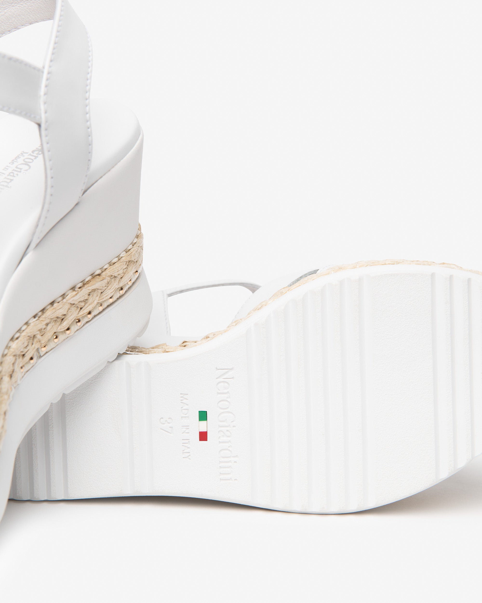 Nero Giardini Sandalo zeppa bianco e-616012d-707
