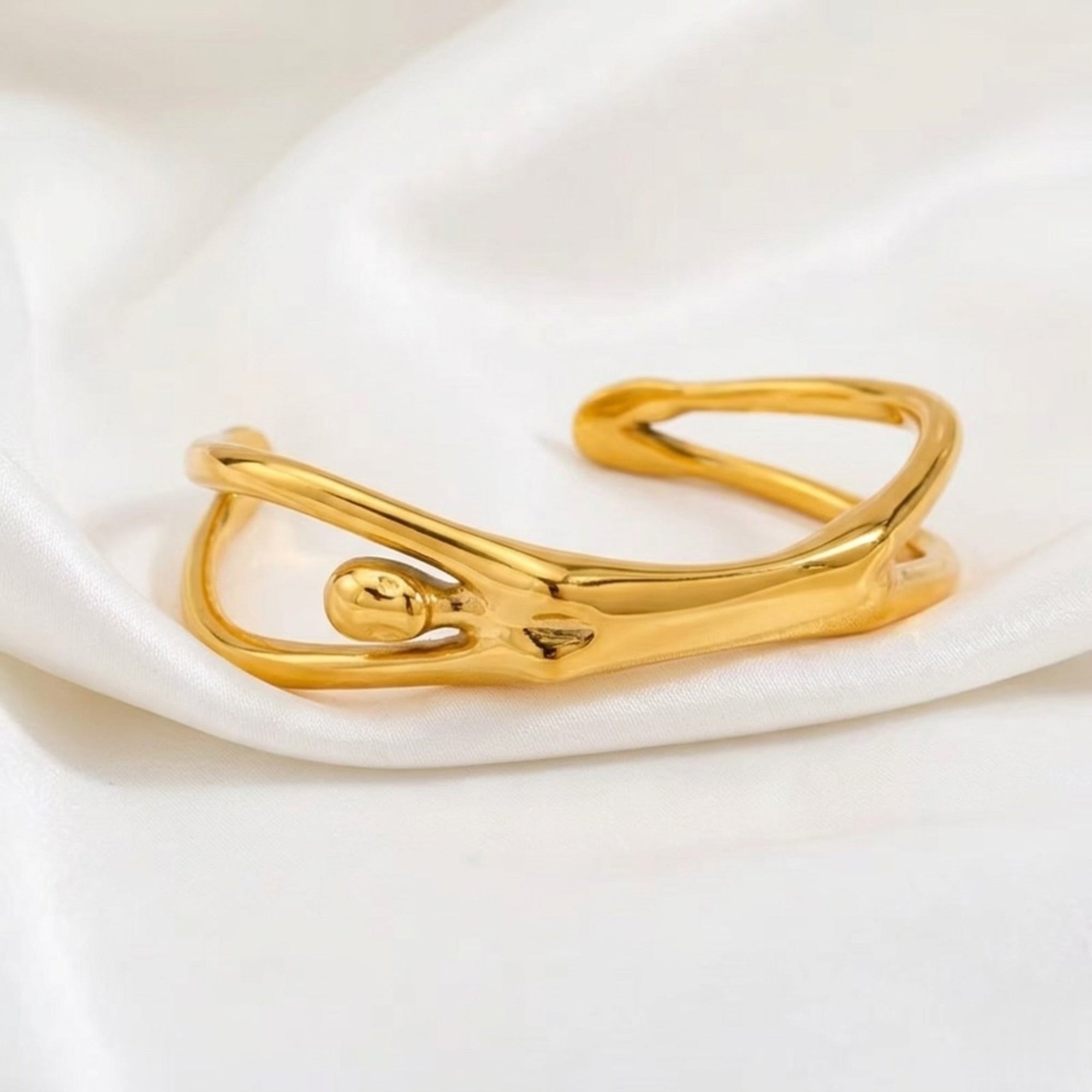 Devika Bracelet