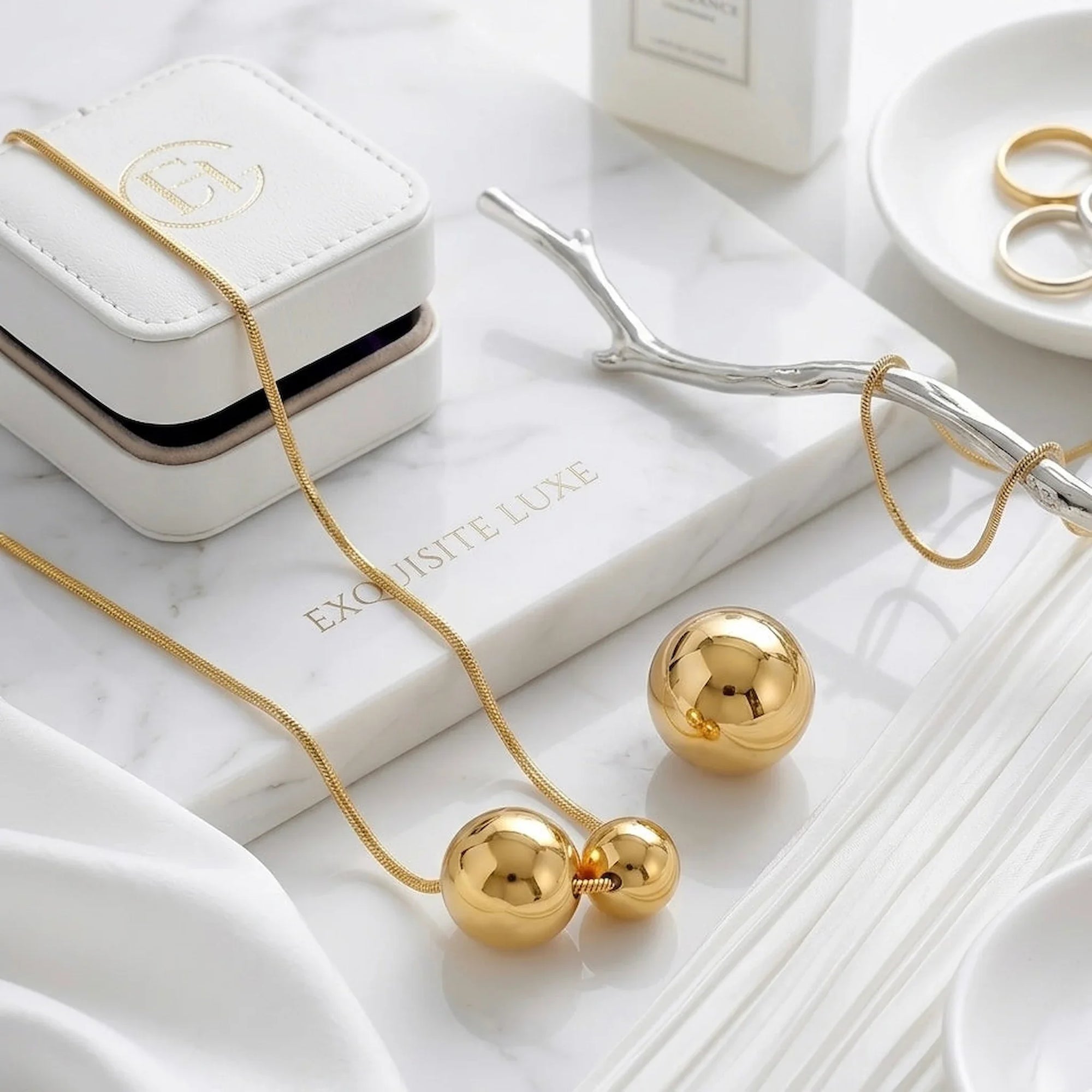 Perin Necklace