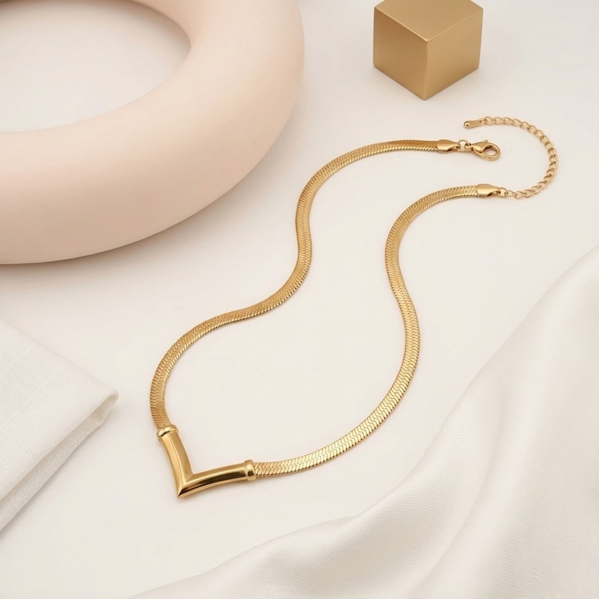 Olga Necklace