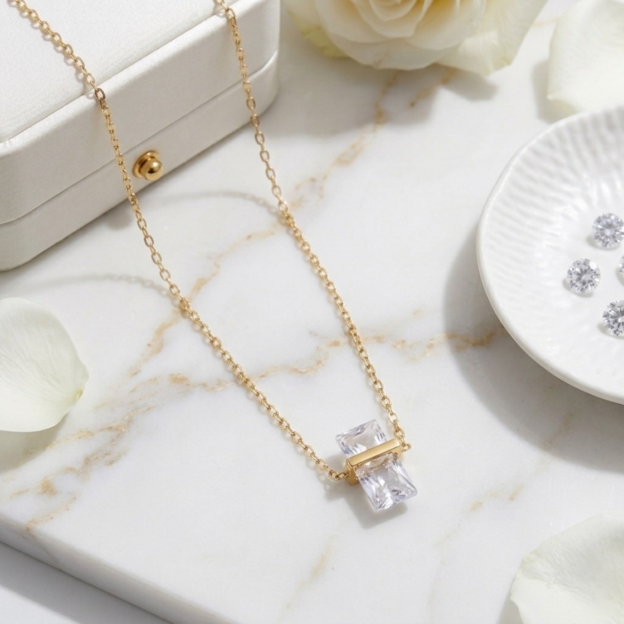 Glinka Necklace