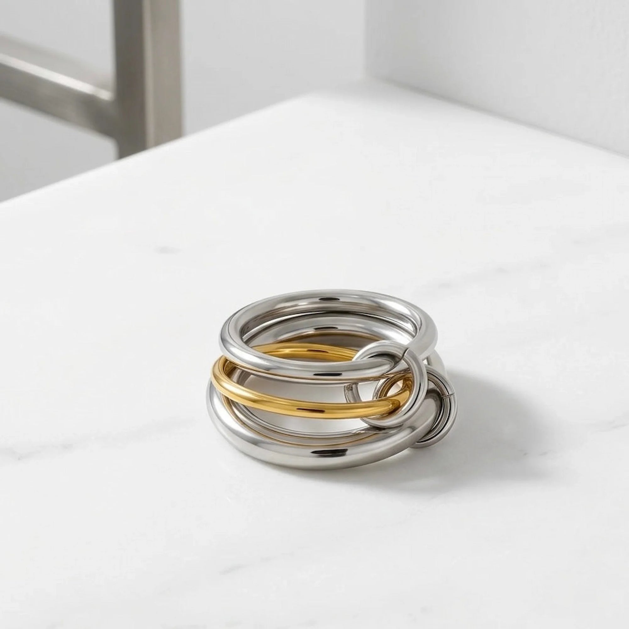 Octaviana Ring